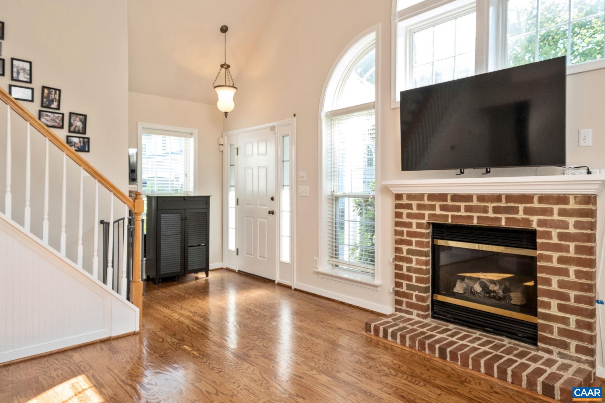 998 PINTAIL LN