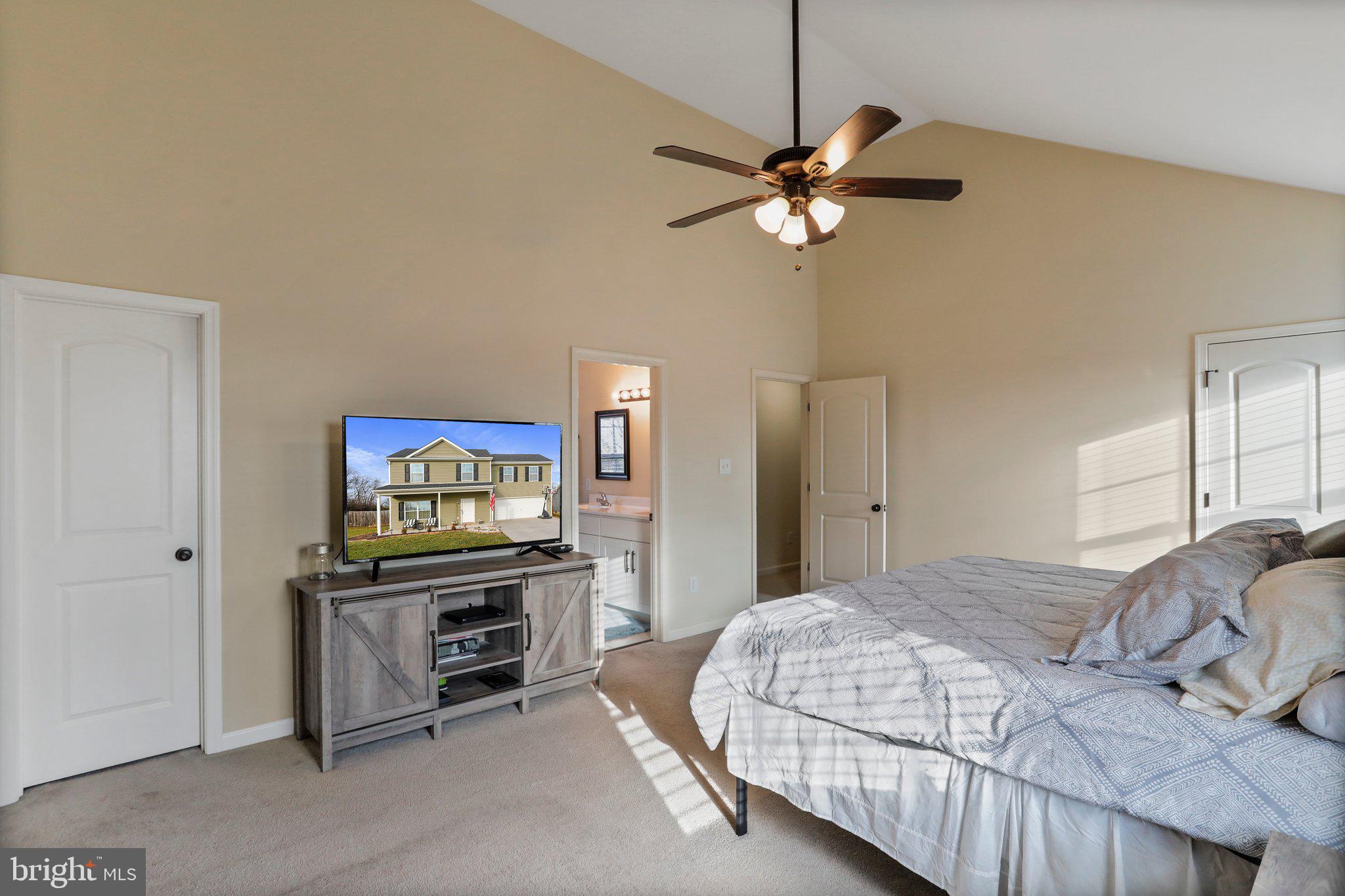 CRESTFIELD - Residential