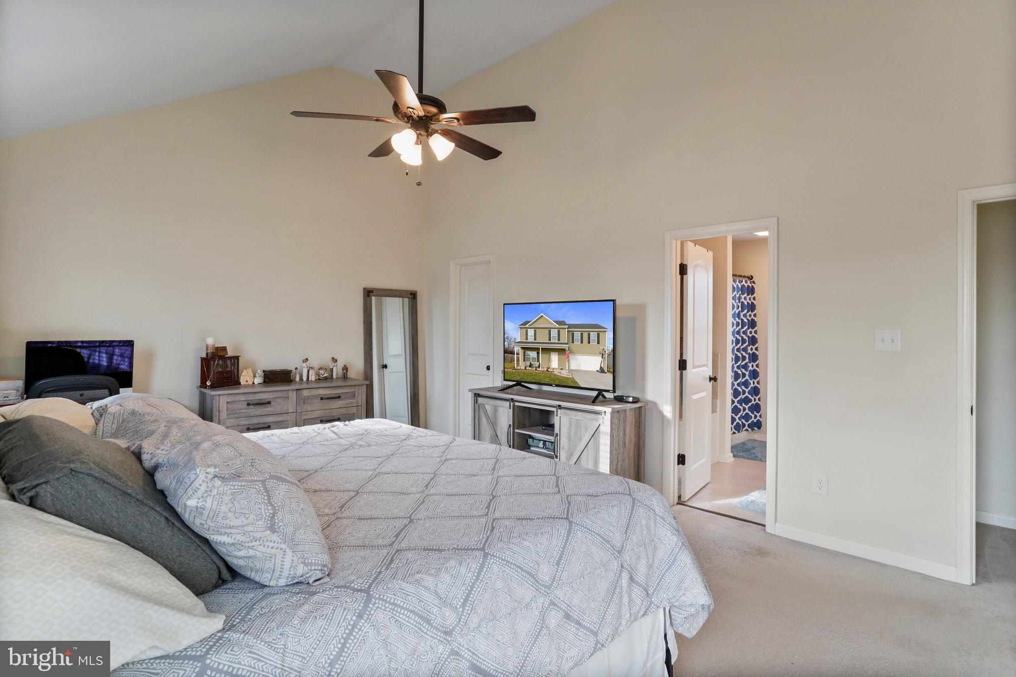 CRESTFIELD - Residential