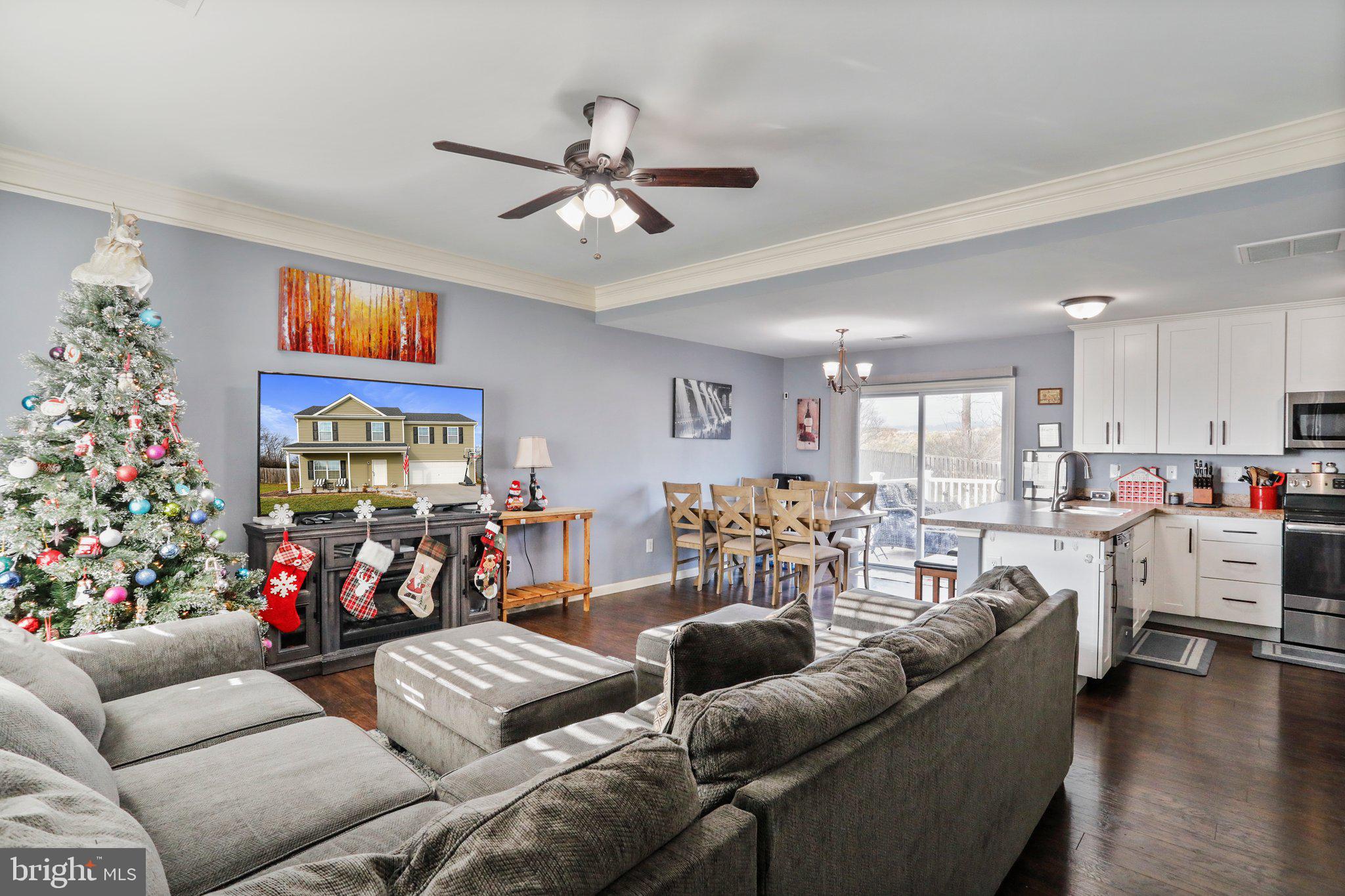 CRESTFIELD - Residential