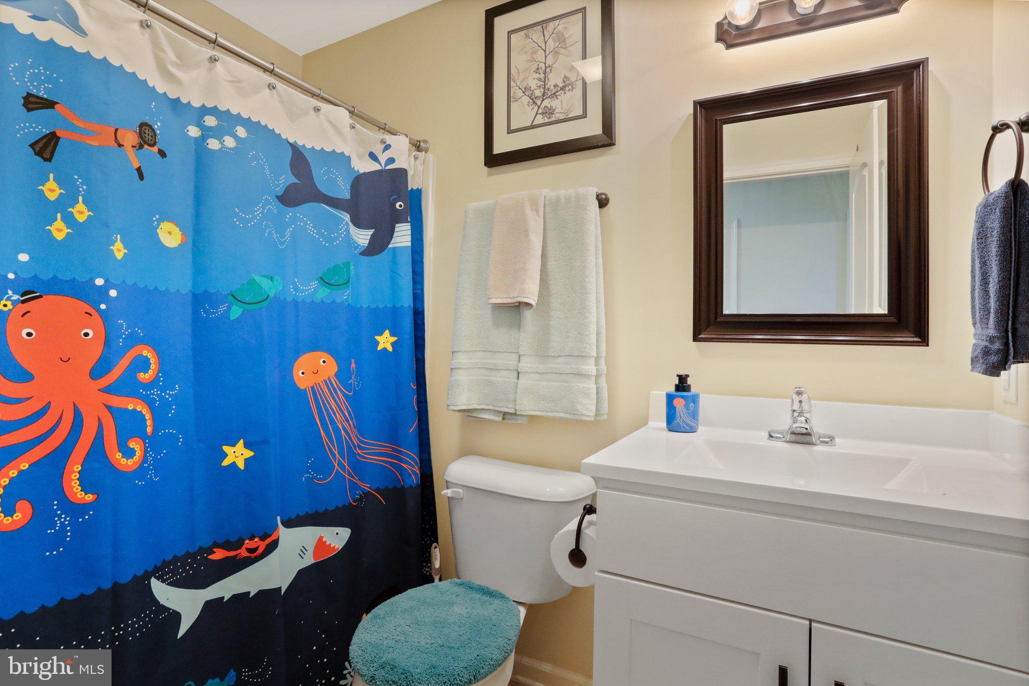 CRESTFIELD - Residential