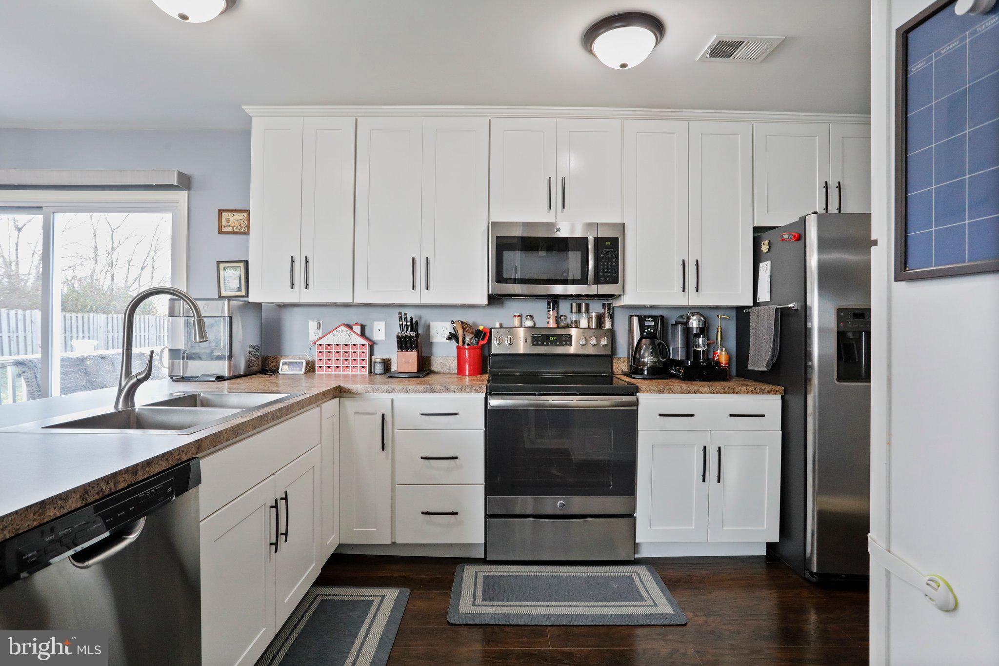 CRESTFIELD - Residential