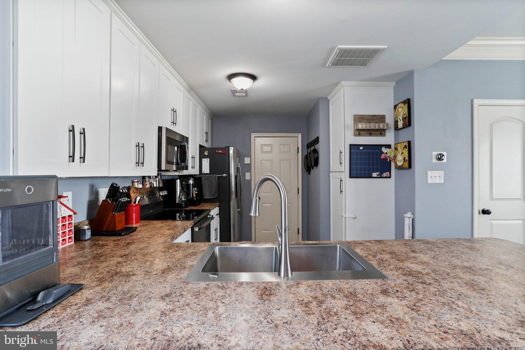 CRESTFIELD - Residential