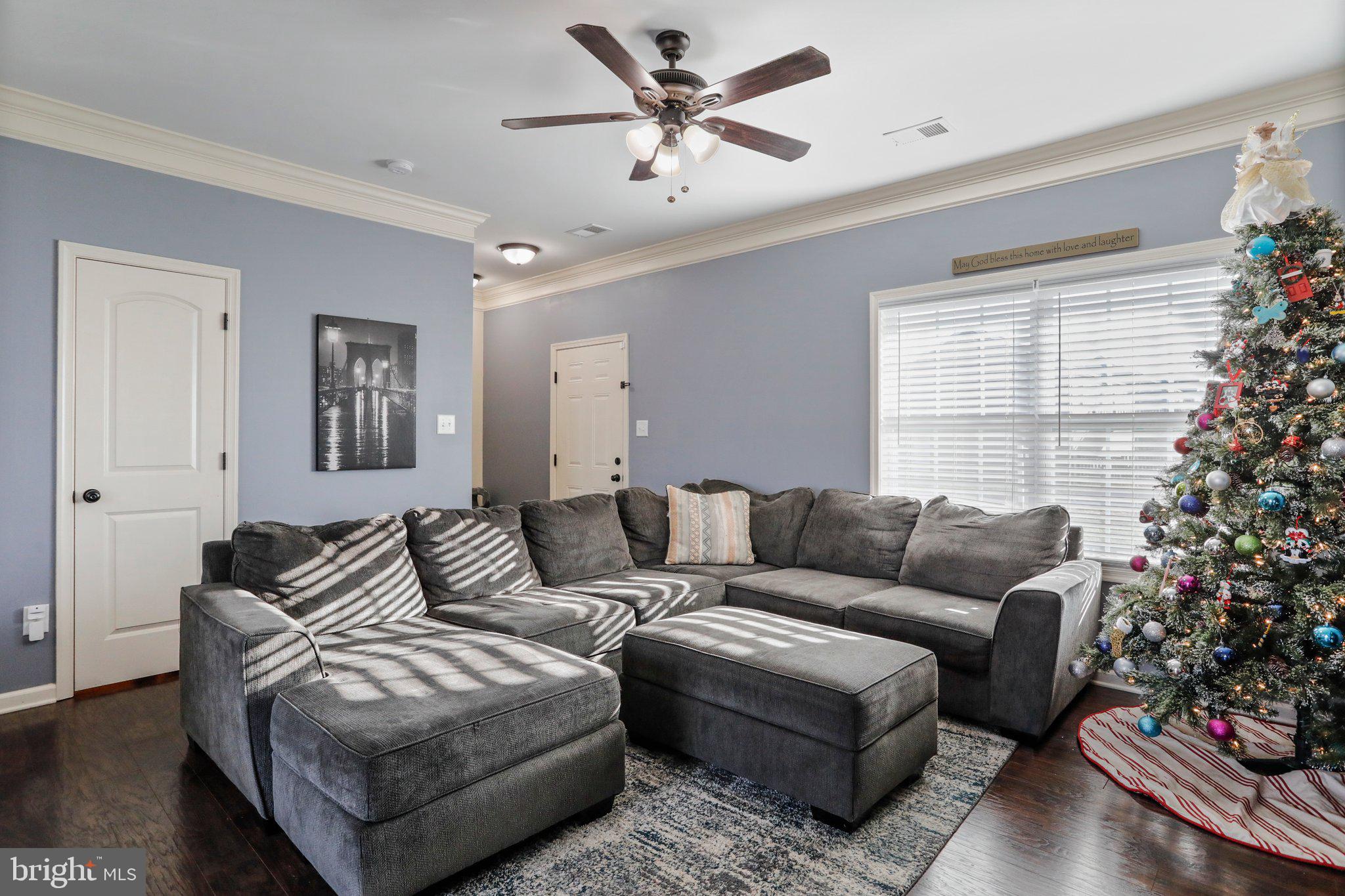 CRESTFIELD - Residential