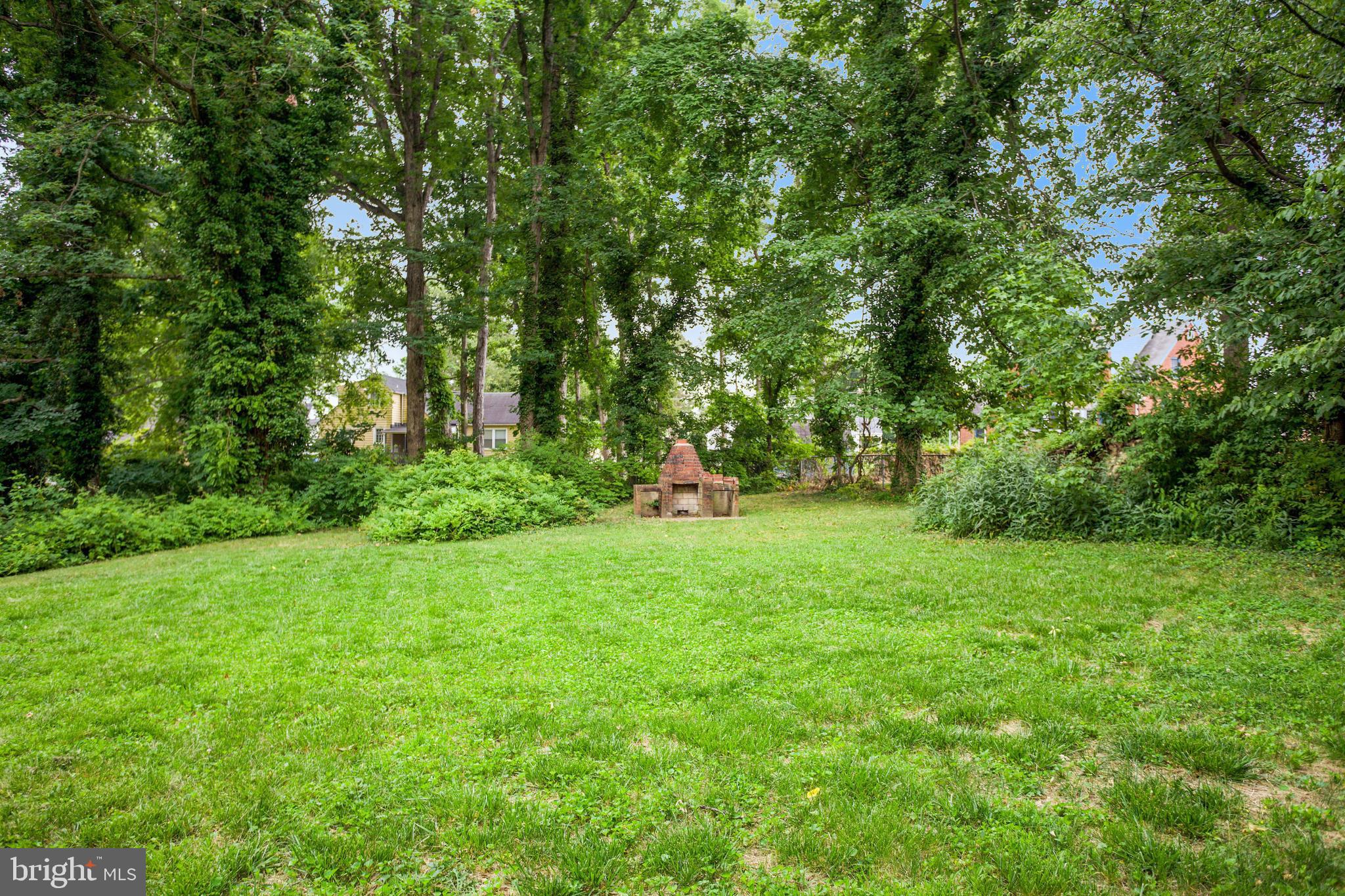 TEMPLE HILLS - Residential