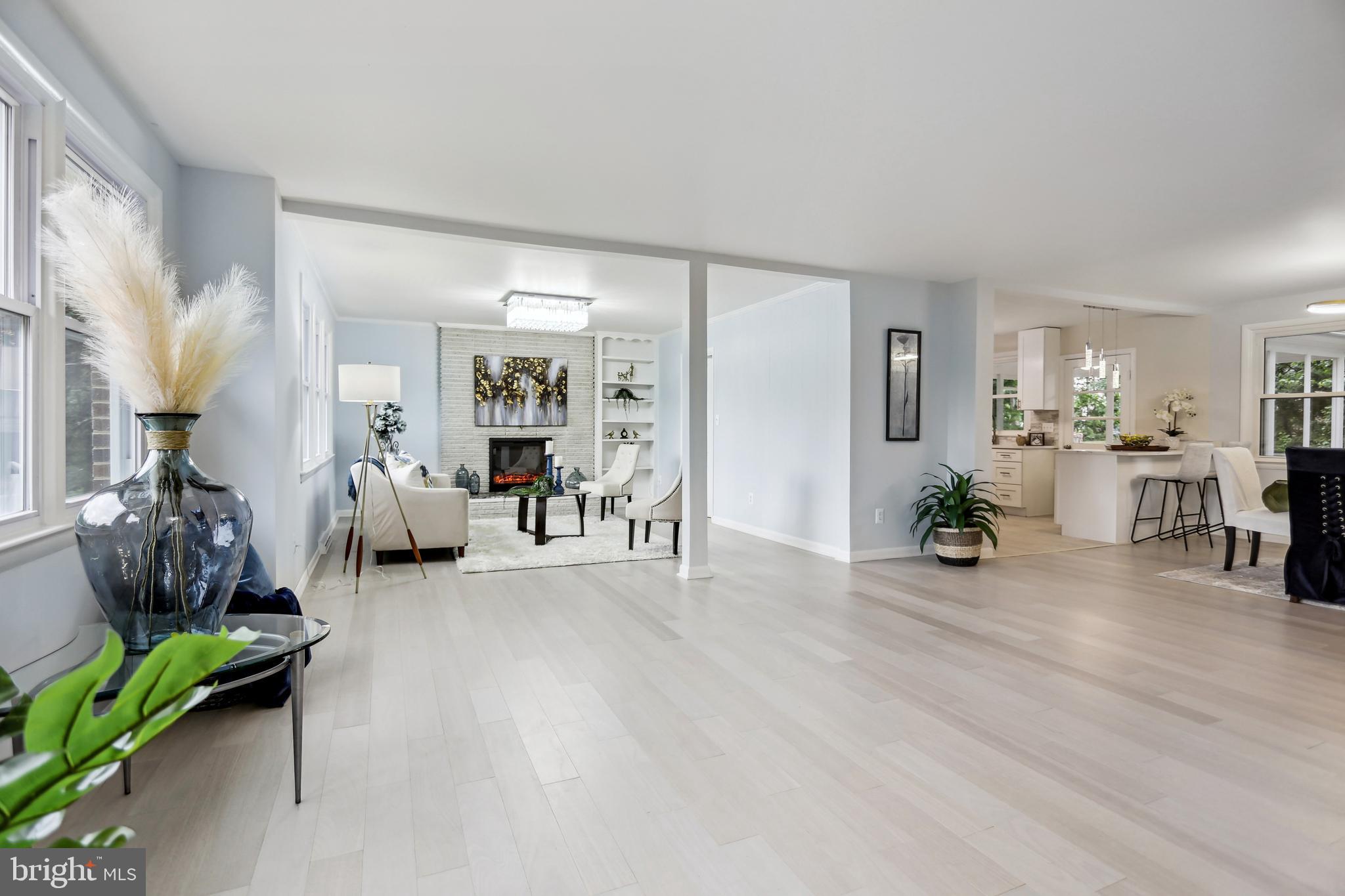 TEMPLE HILLS - Residential