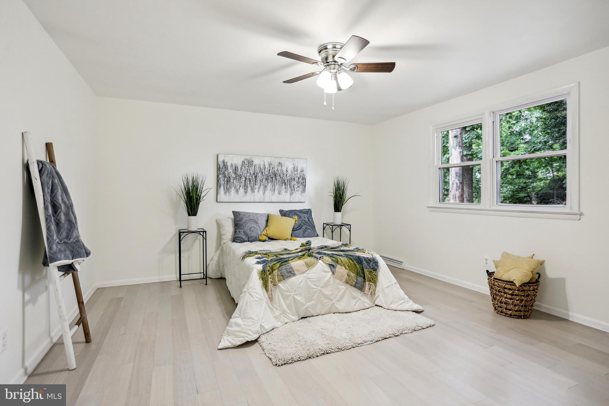 TEMPLE HILLS - Residential