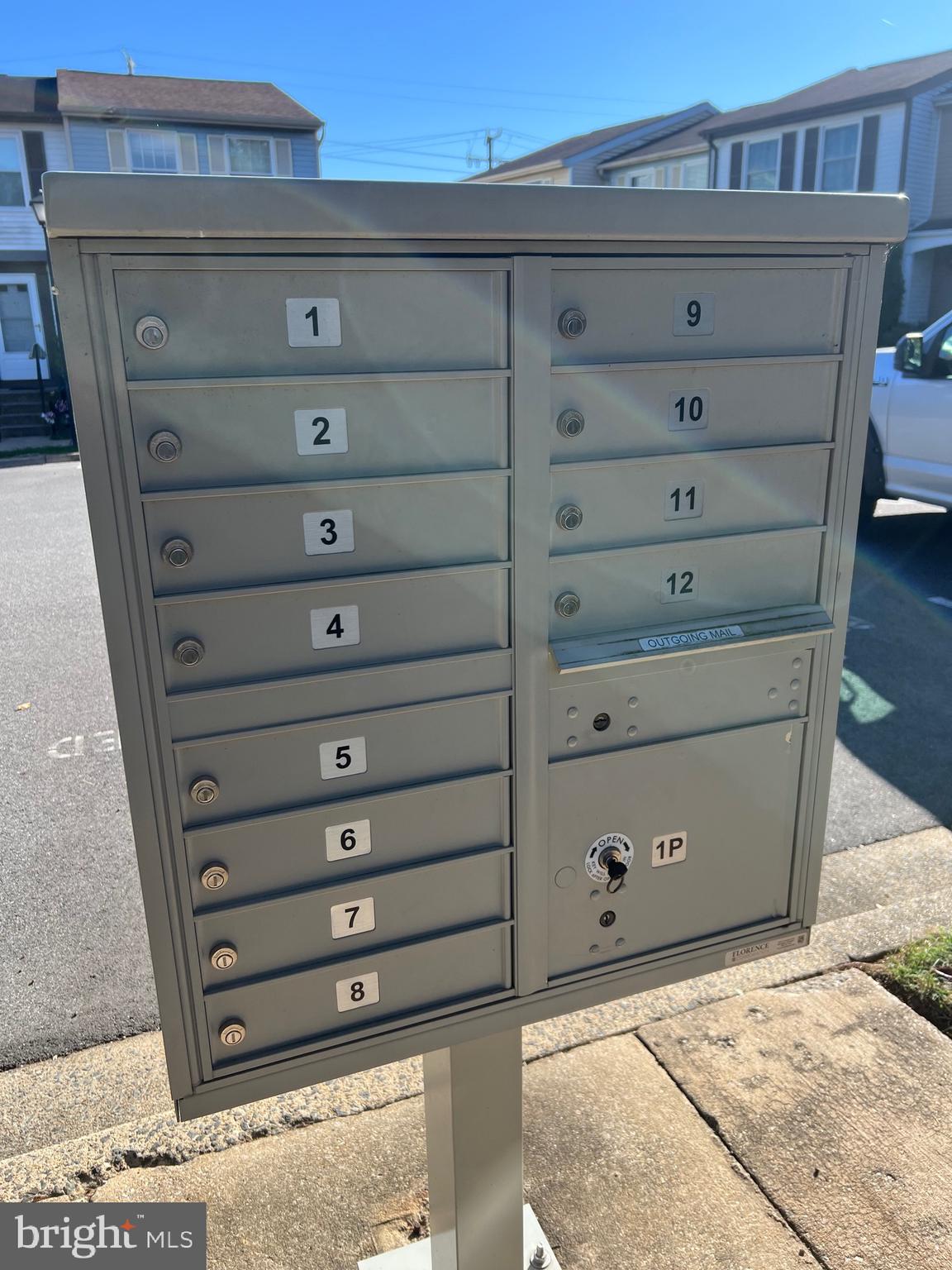 OLDE FACTORY - Residential Lease