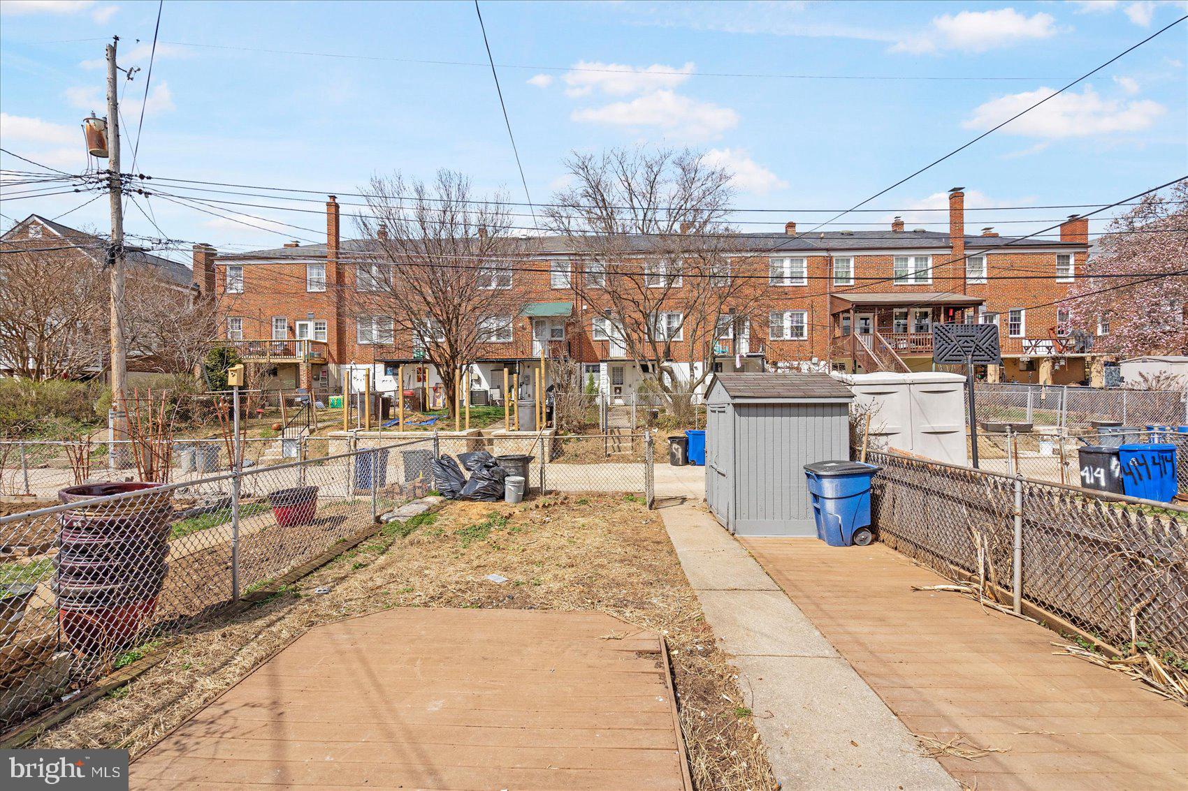 ACADEMY HEIGHTS - Residential