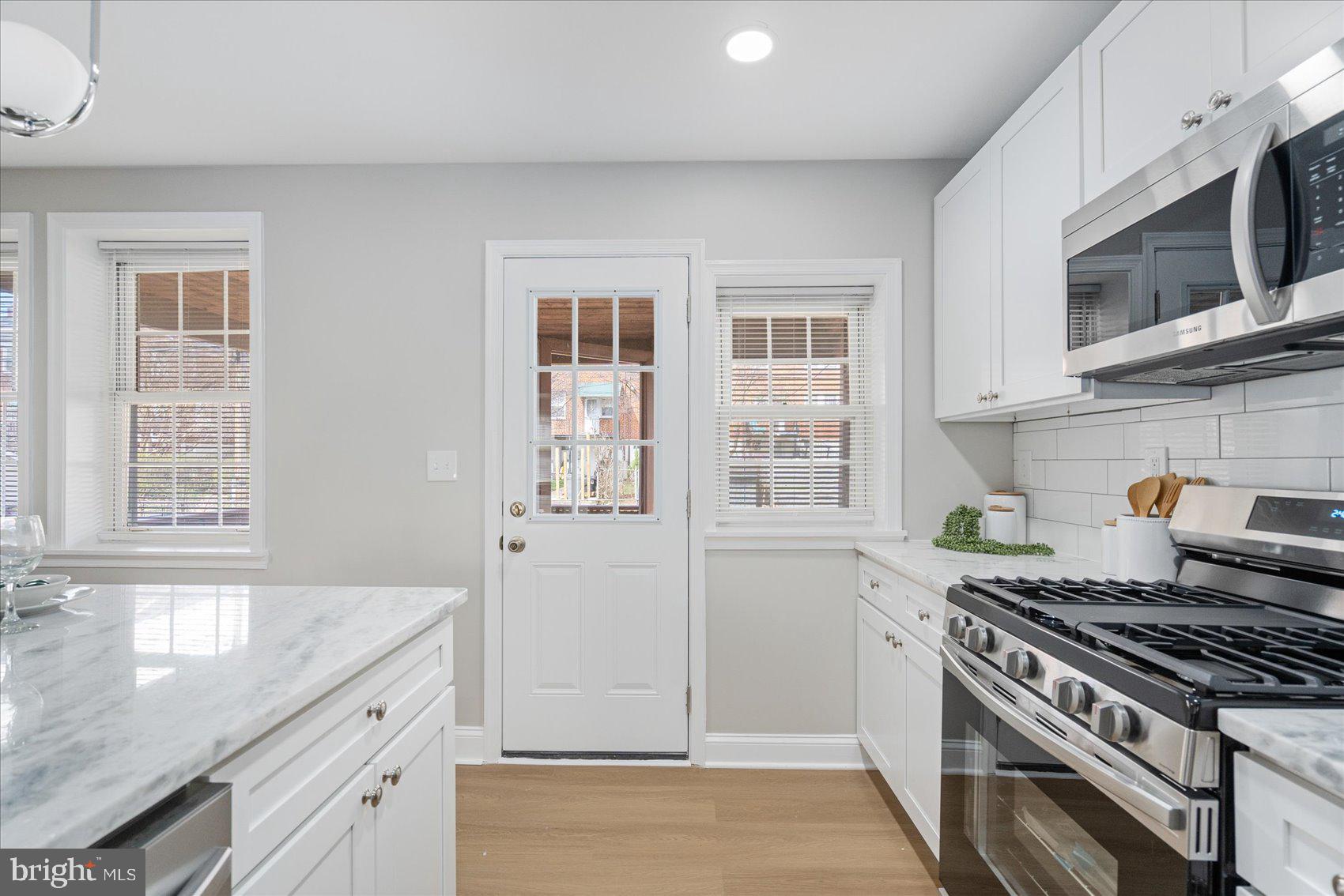 ACADEMY HEIGHTS - Residential