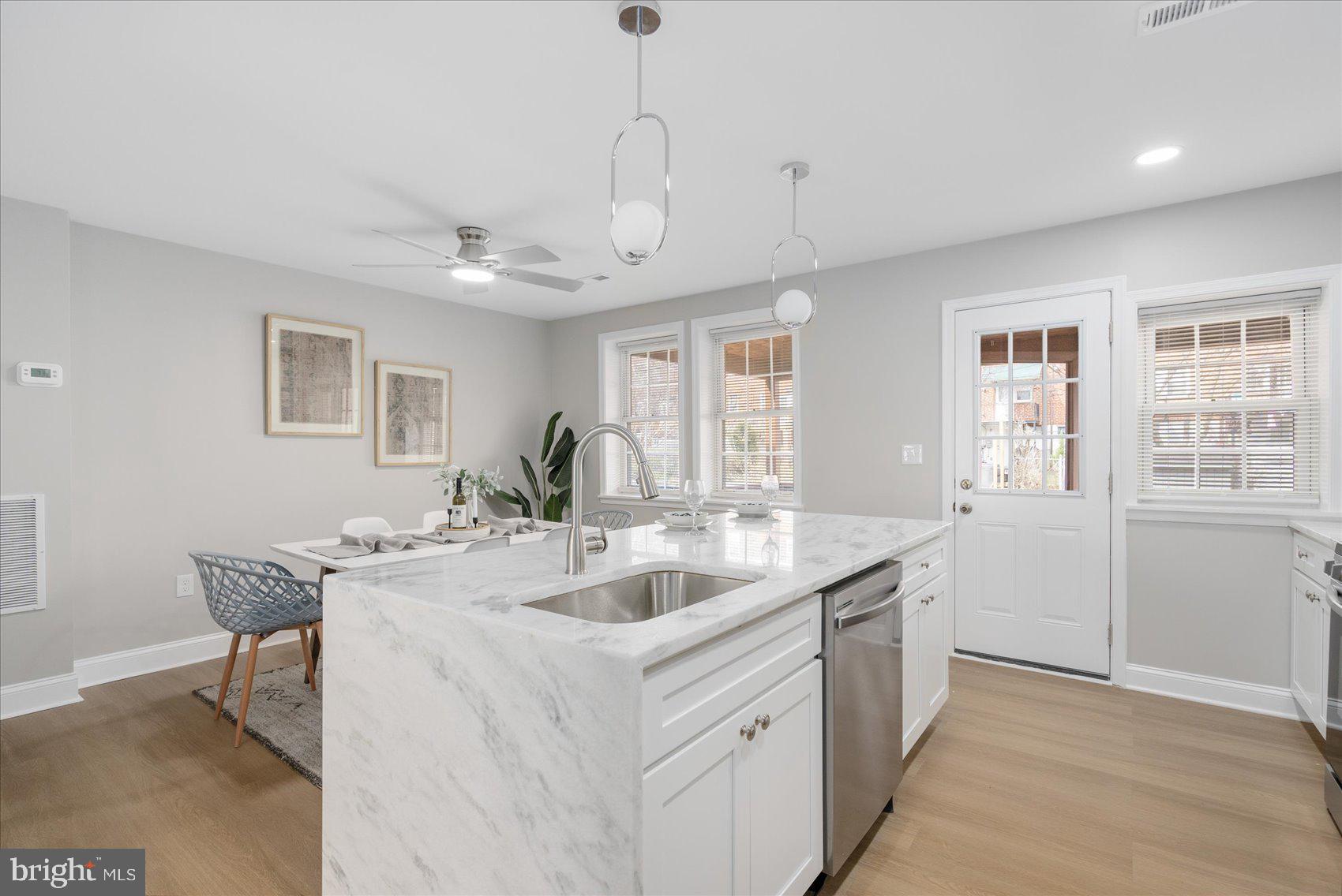 ACADEMY HEIGHTS - Residential