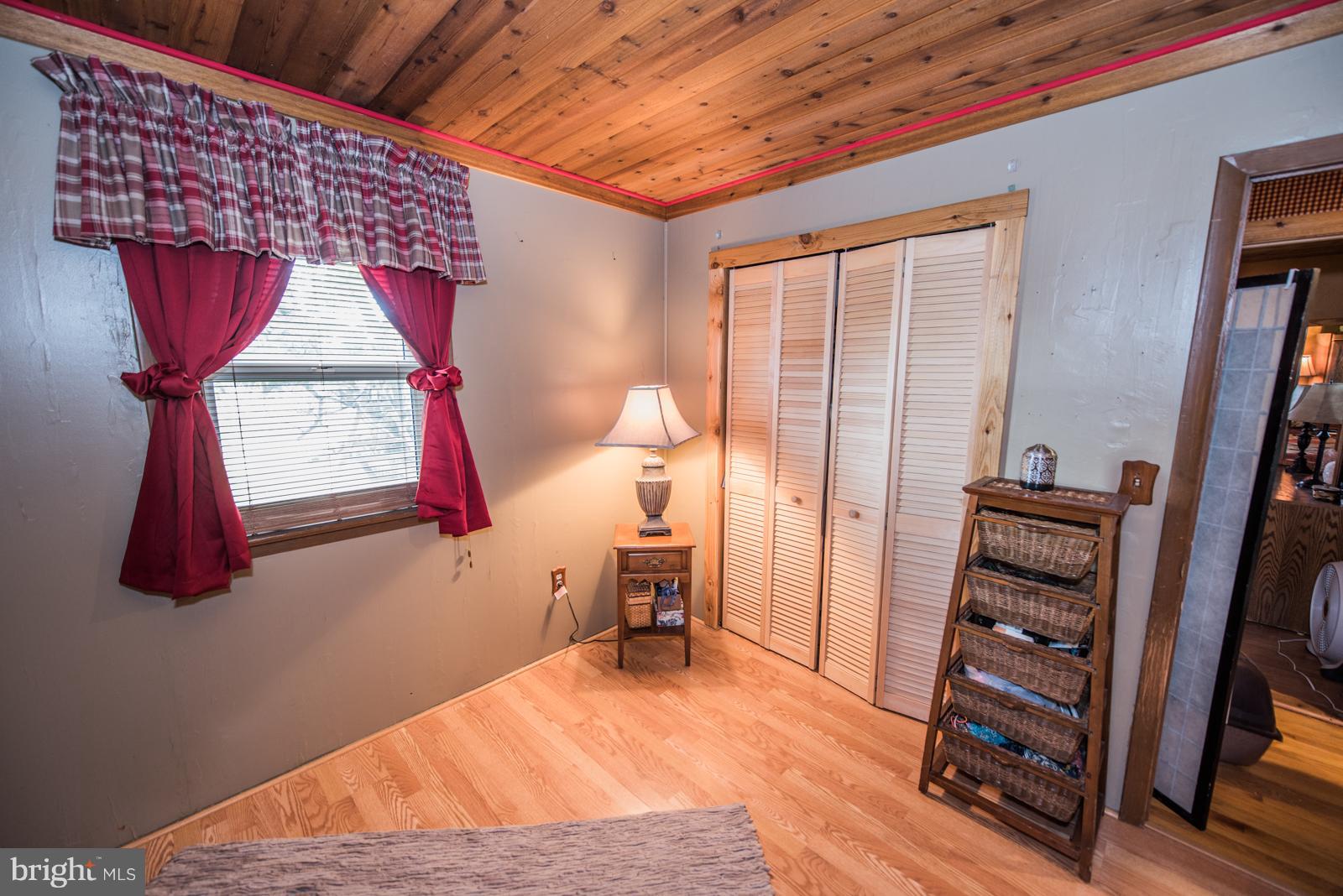 VANCLEVESVILLE - Residential