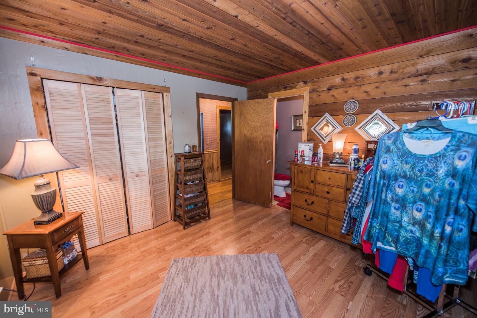 VANCLEVESVILLE - Residential