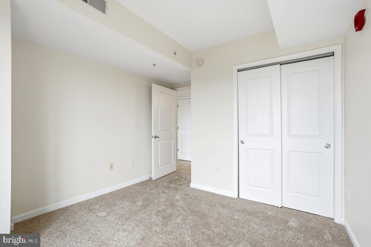 SILVER SPRING - Residential
