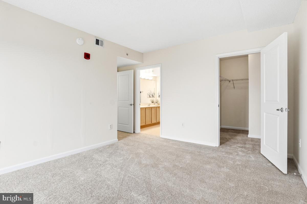 SILVER SPRING - Residential