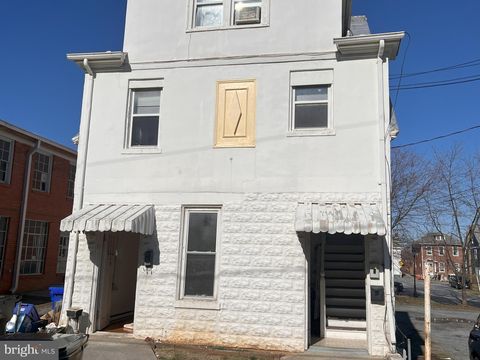 24 CECIL STREET W WINCHESTER VA 22601