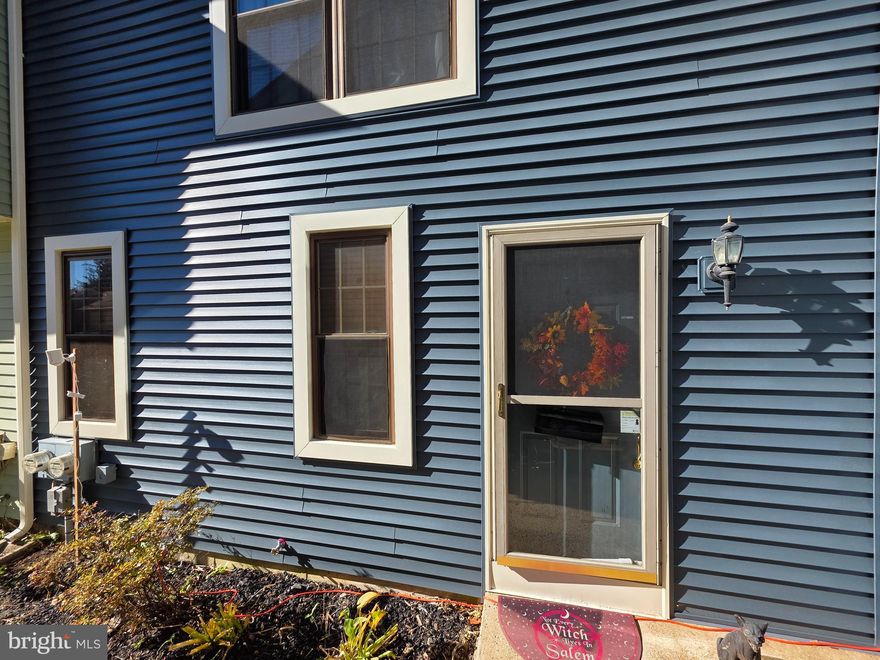 Welcome home to this 3-bedroom, 2.5-bath townhouse in a prime North Wales location! This property features a brand-new roof and siding, offering both style and peace of mind. The spacious kitchen provides ample room for cooking and entertaining, while the basement offers additional storage or potential for a finished living area. Upstairs, the main bedroom includes its own private bathroom, creating a comfortable retreat. Conveniently located near Routes 202 and 309, Horsham Road, Montgomeryville Mall, shopping, and restaurants, this home combines modern updates with an unbeatable location — perfect for today’s lifestyle.