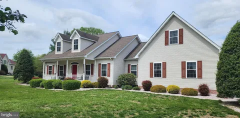 319 Meadow Ridge Parkway, Dover, DE MLS: DEKT2037024