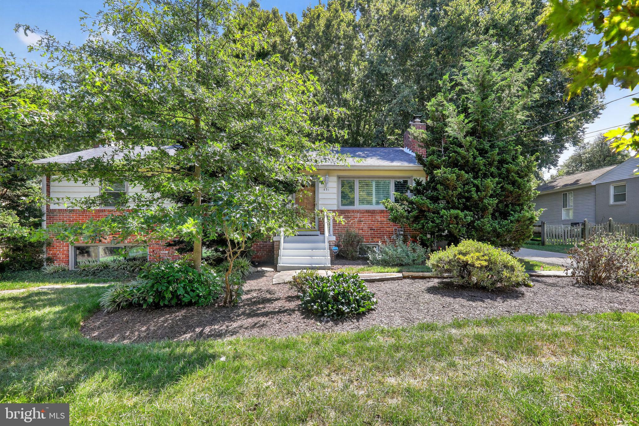 LINNCREST - Residential