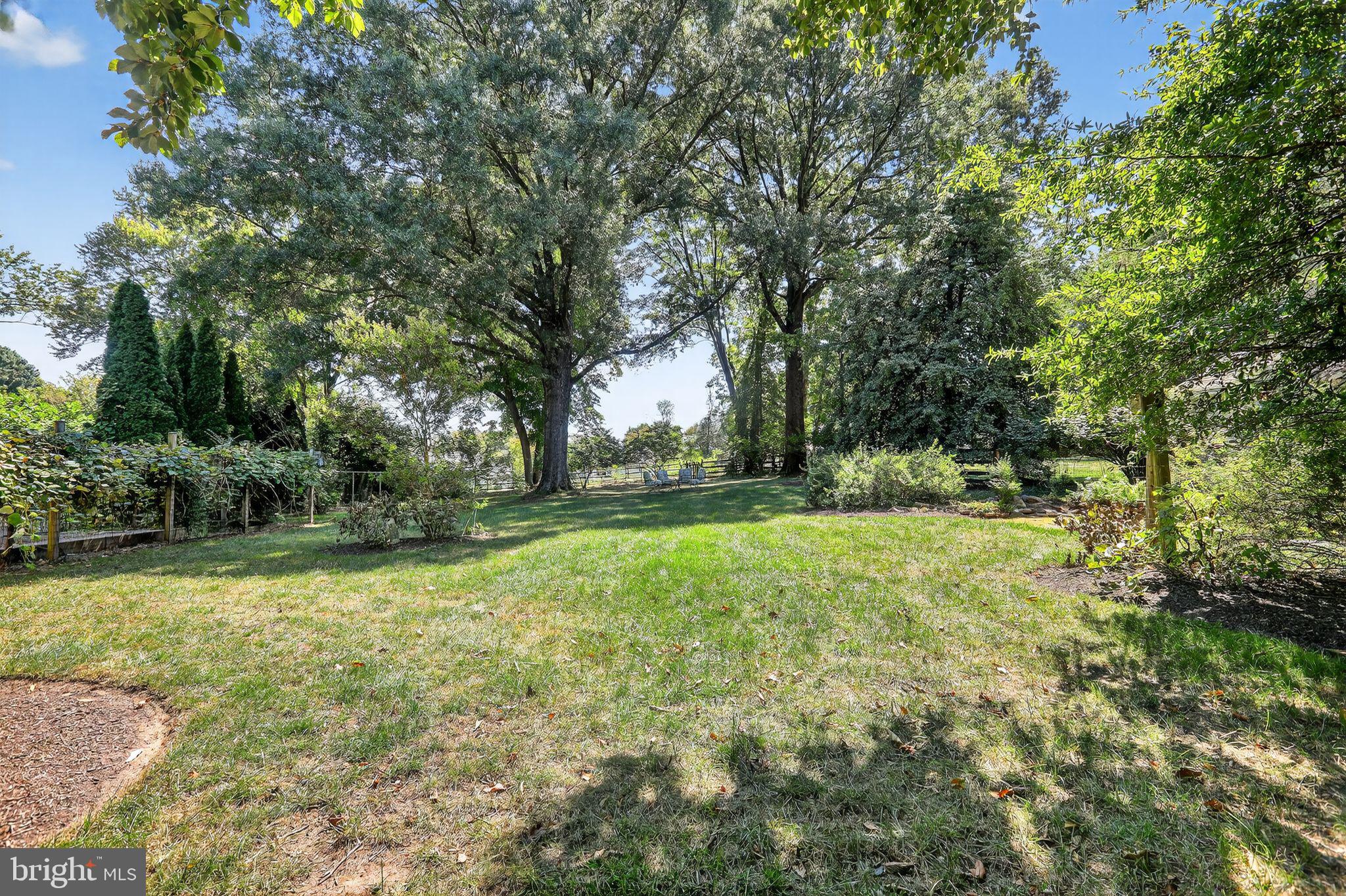 LINNCREST - Residential