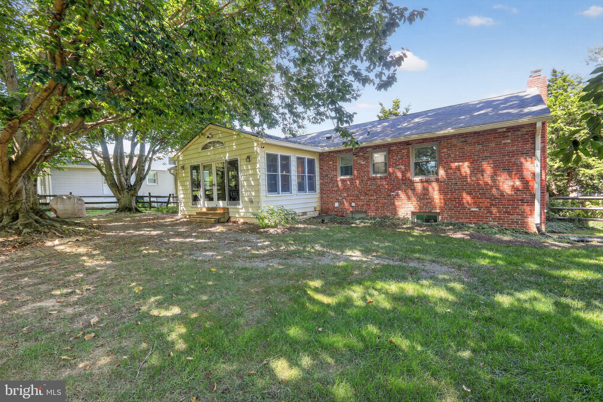 LINNCREST - Residential