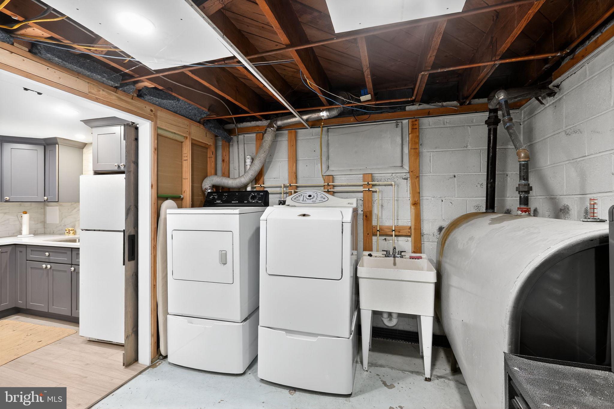 LINNCREST - Residential