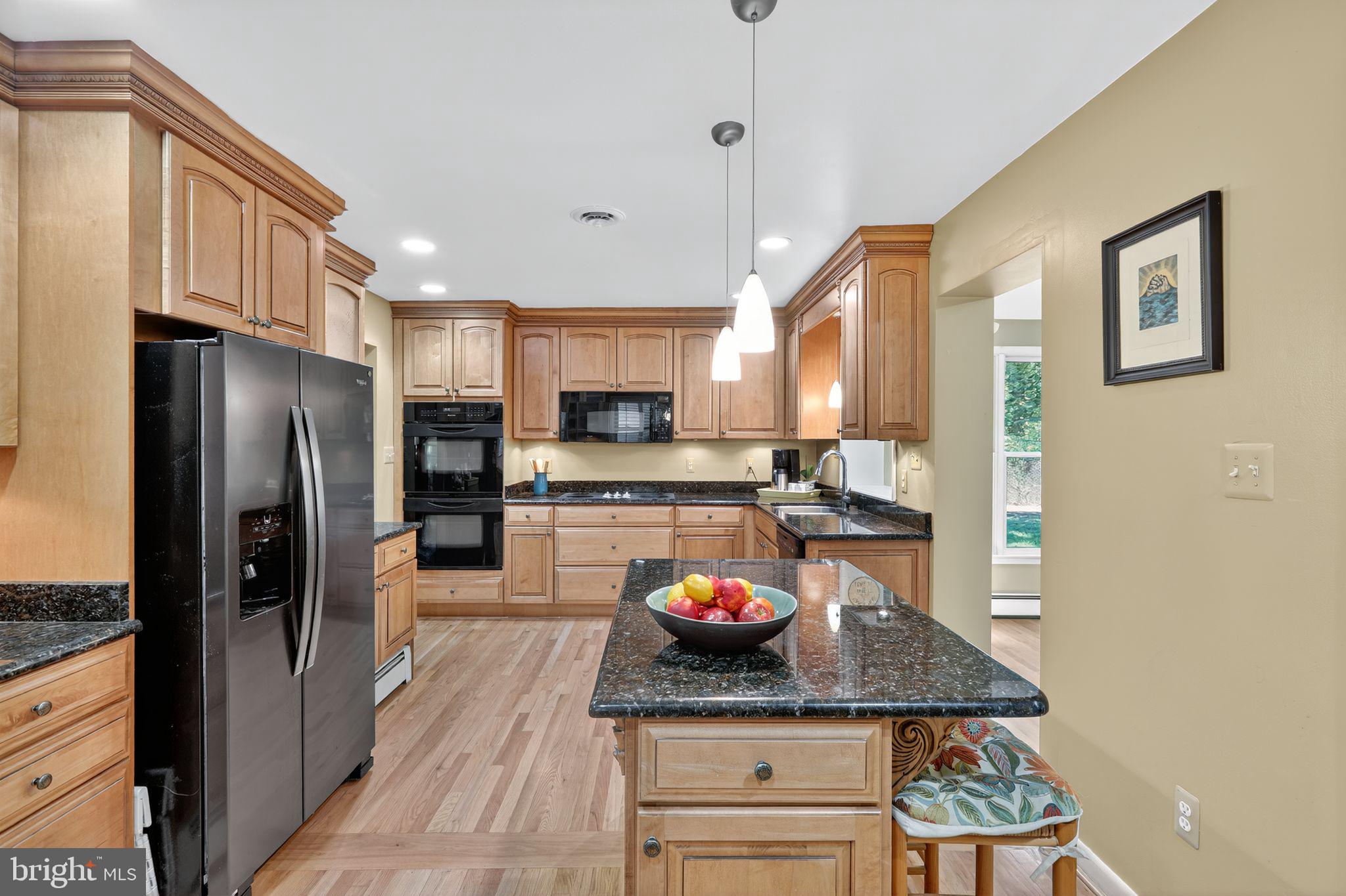 LINNCREST - Residential