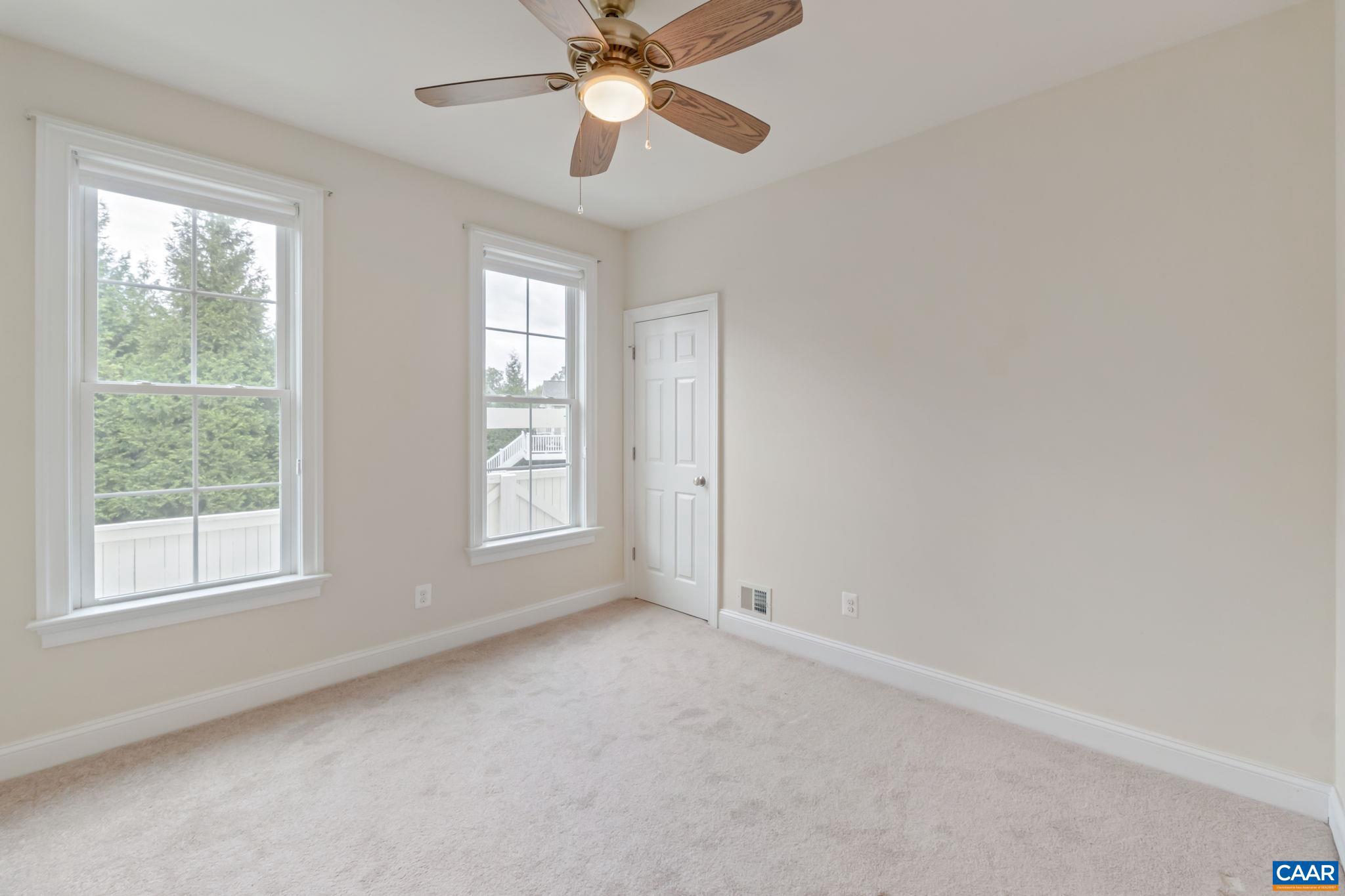 SPRING CREEK - Residential