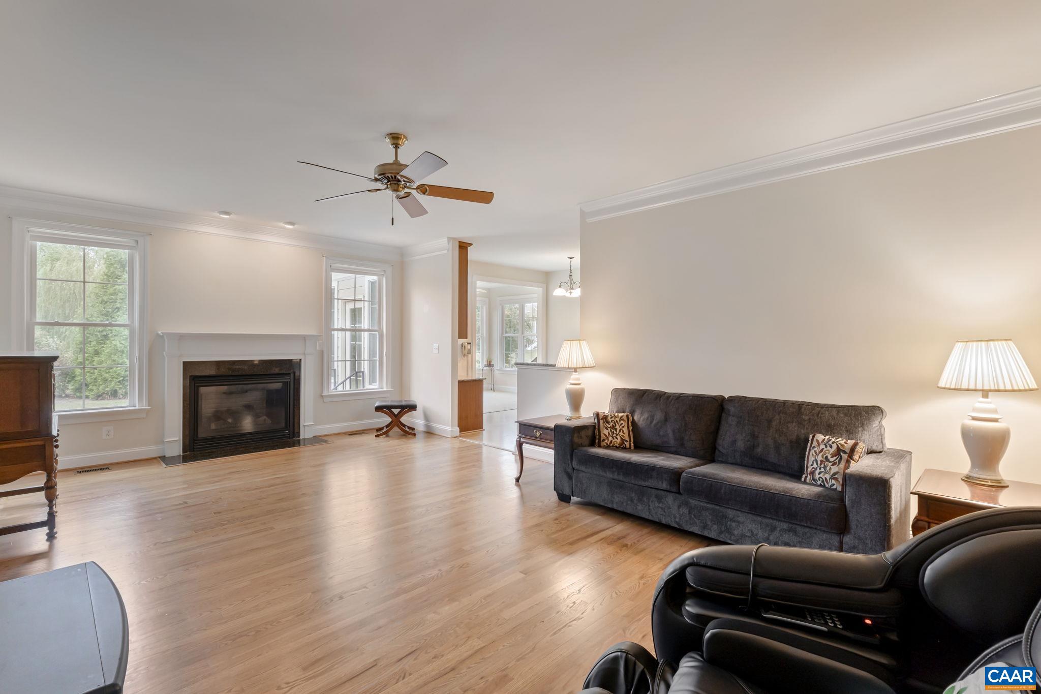 SPRING CREEK - Residential