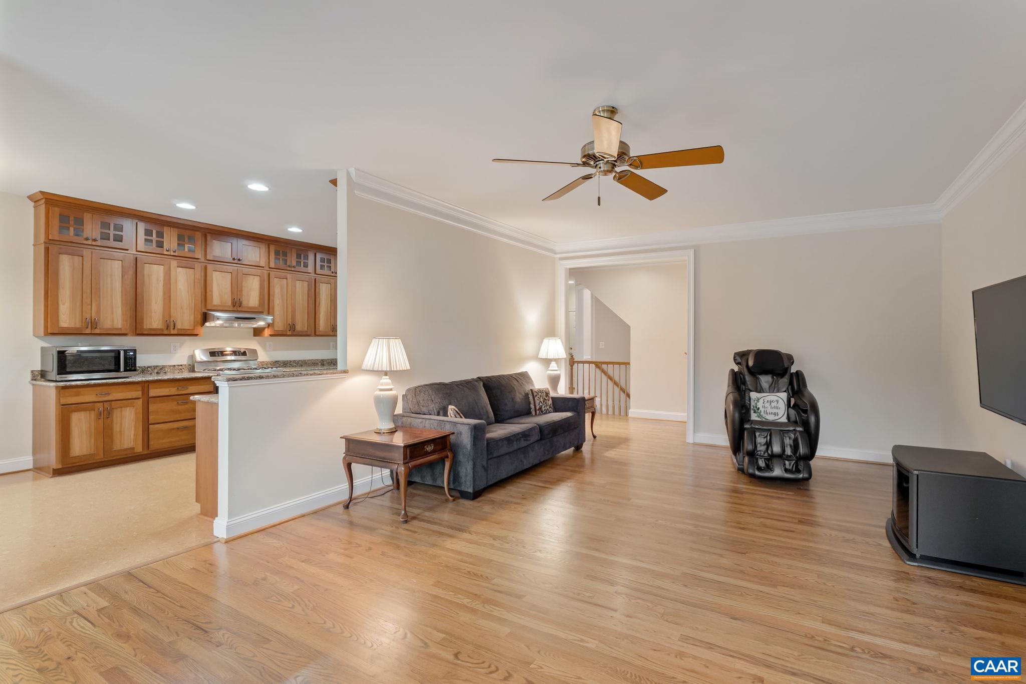 SPRING CREEK - Residential