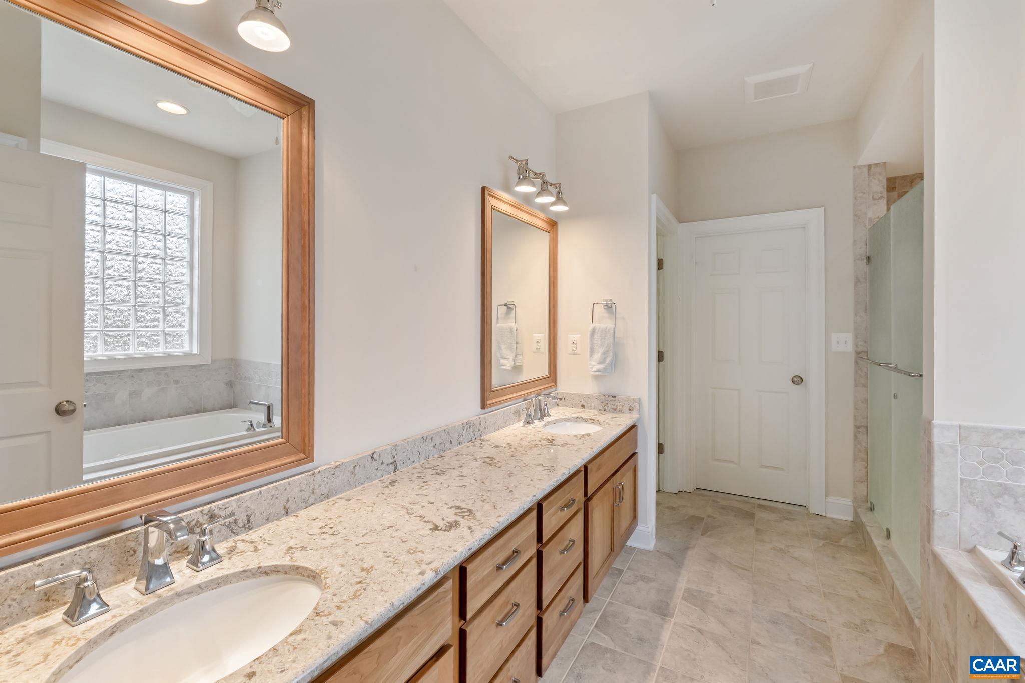 SPRING CREEK - Residential