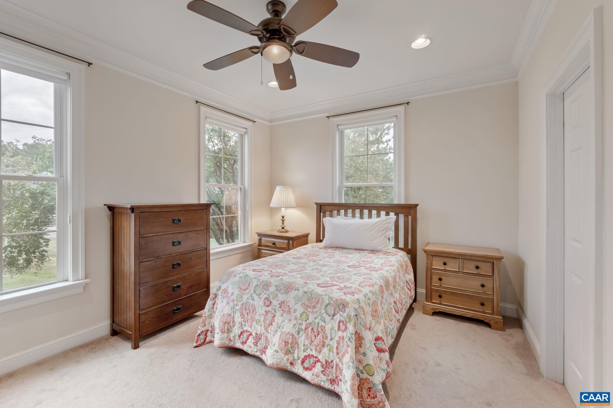 SPRING CREEK - Residential