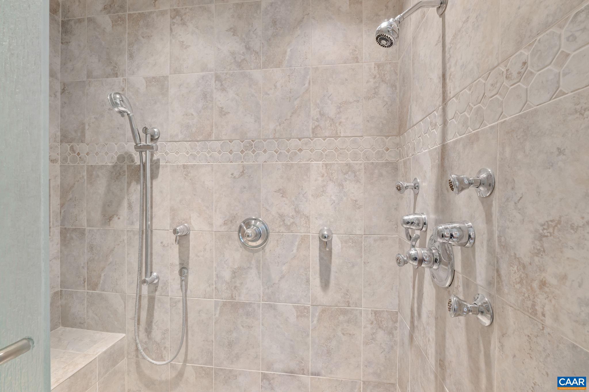 SPRING CREEK - Residential