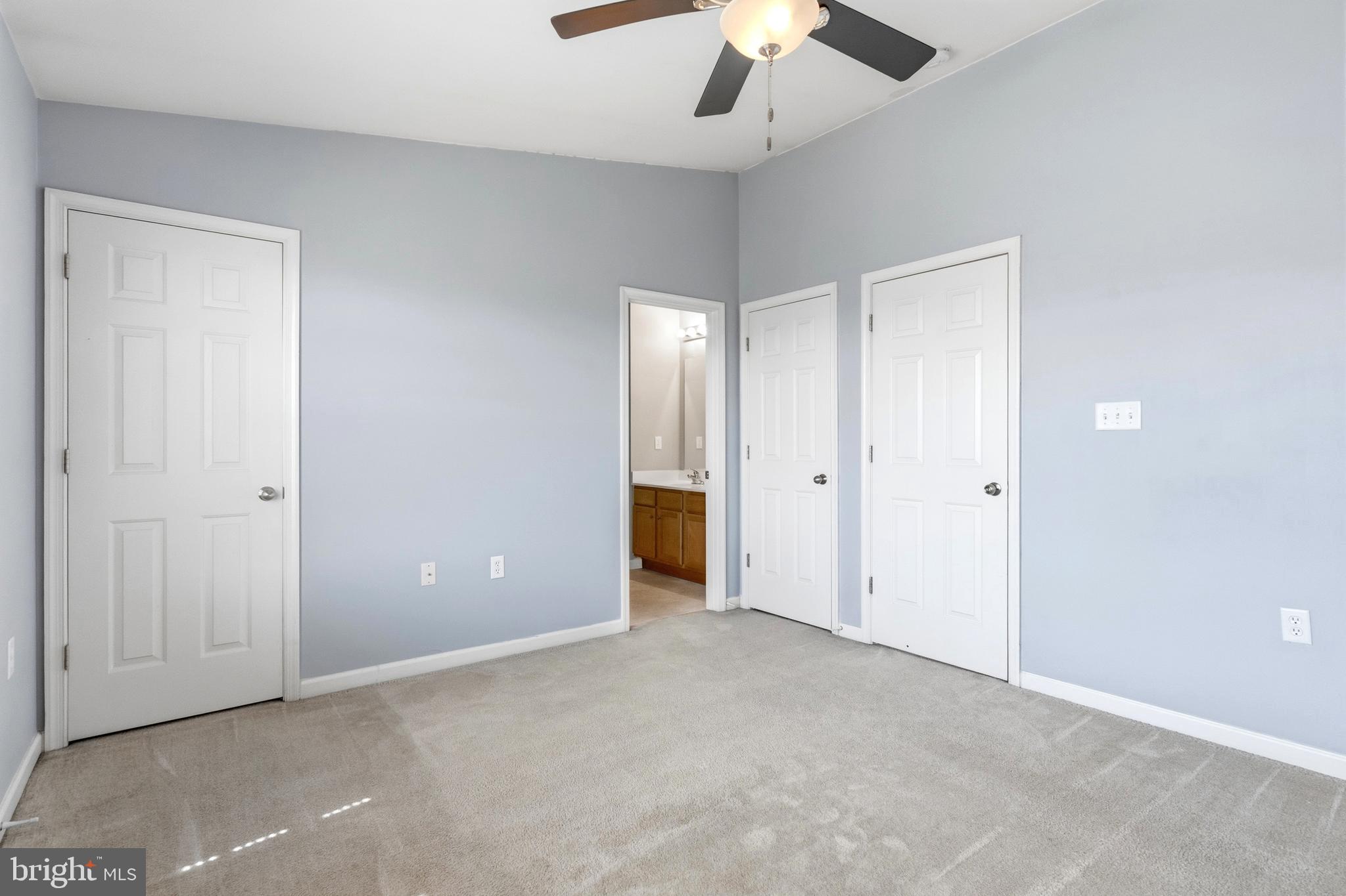 RIVERSIDE VILLAGES - Residential