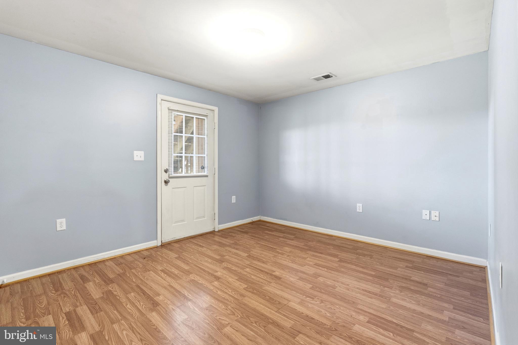 RIVERSIDE VILLAGES - Residential