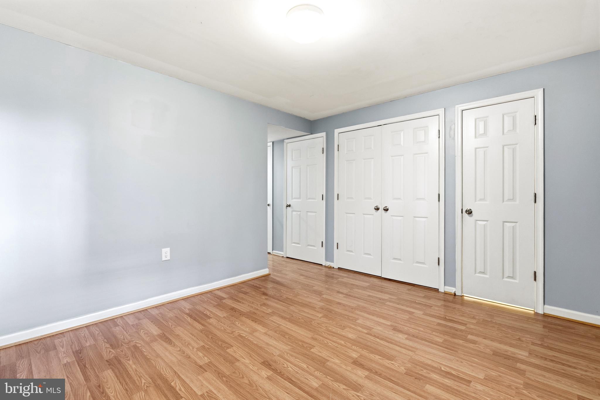 RIVERSIDE VILLAGES - Residential