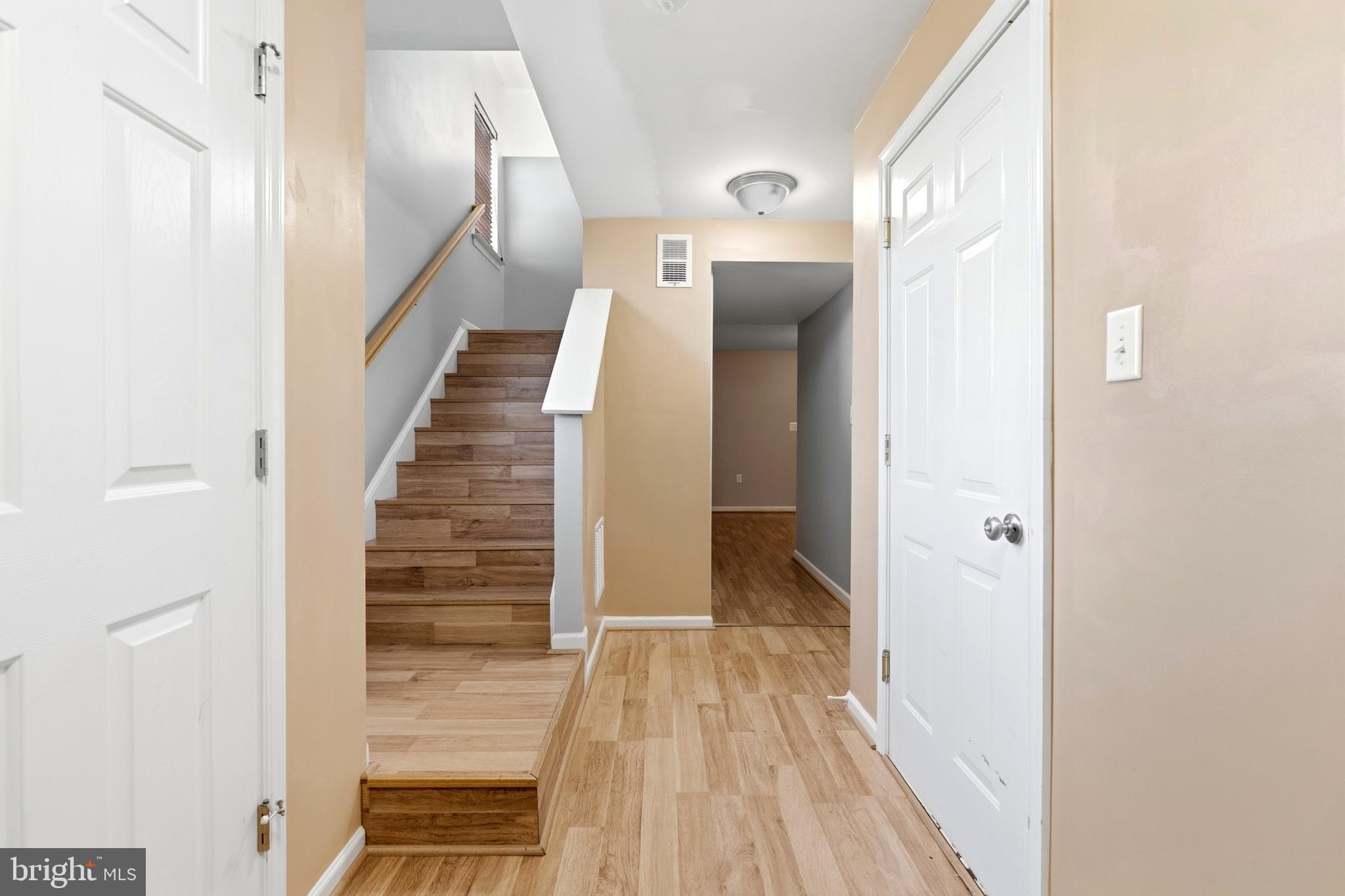 RIVERSIDE VILLAGES - Residential