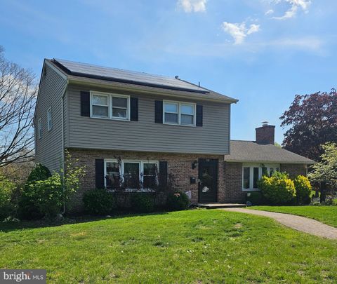Photo of 12 Magnolia Court, DOUGLASSVILLE, PA 19518 (MLS # PABK2071110)