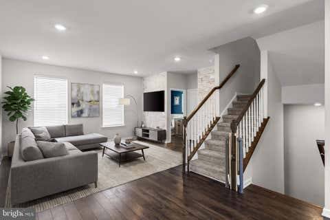 Townhouse For Sale - 2 Naples Lane<br/> MOUNT LAUREL, NJ 08054