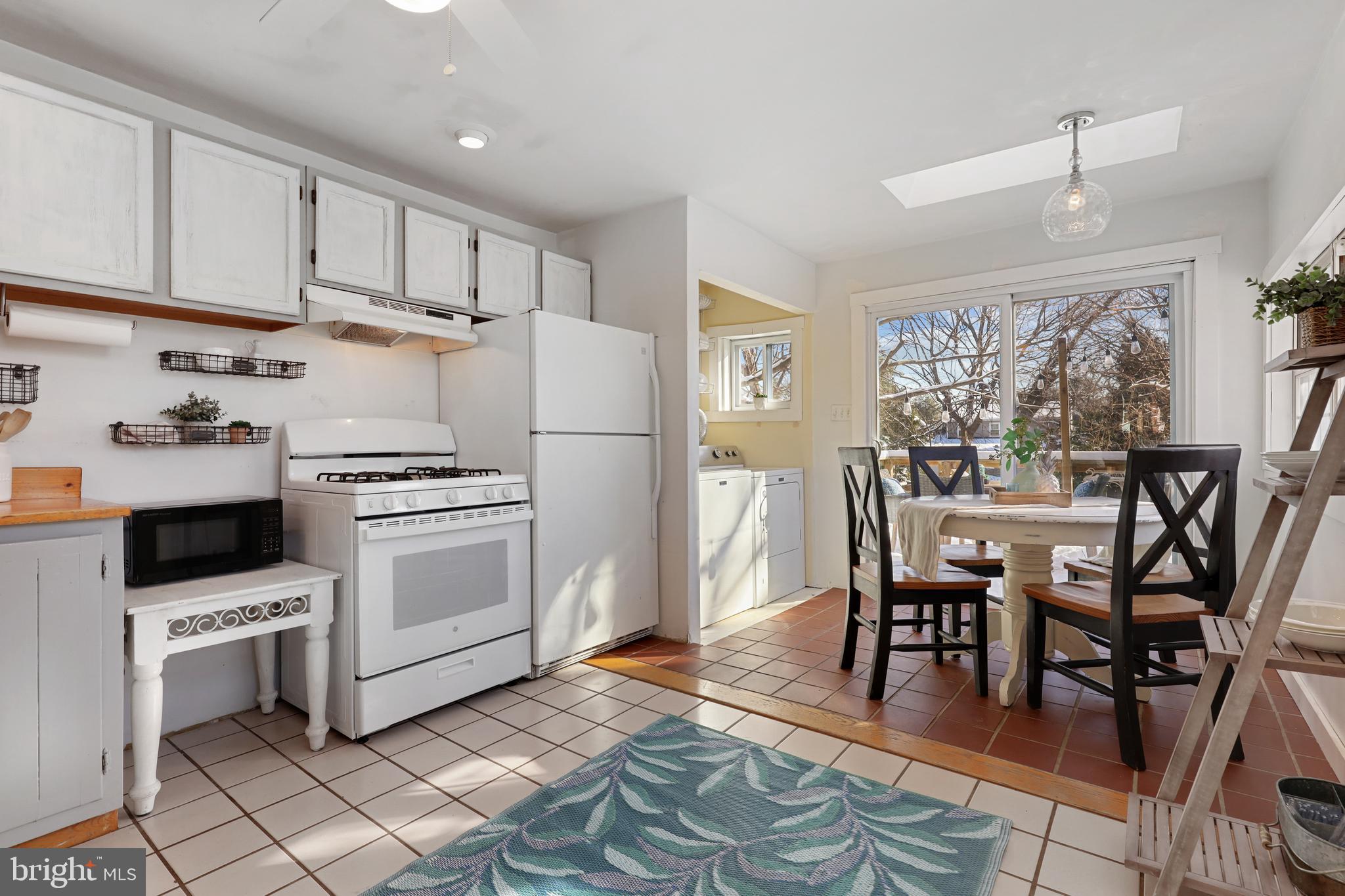 HOMEWOOD - Residential