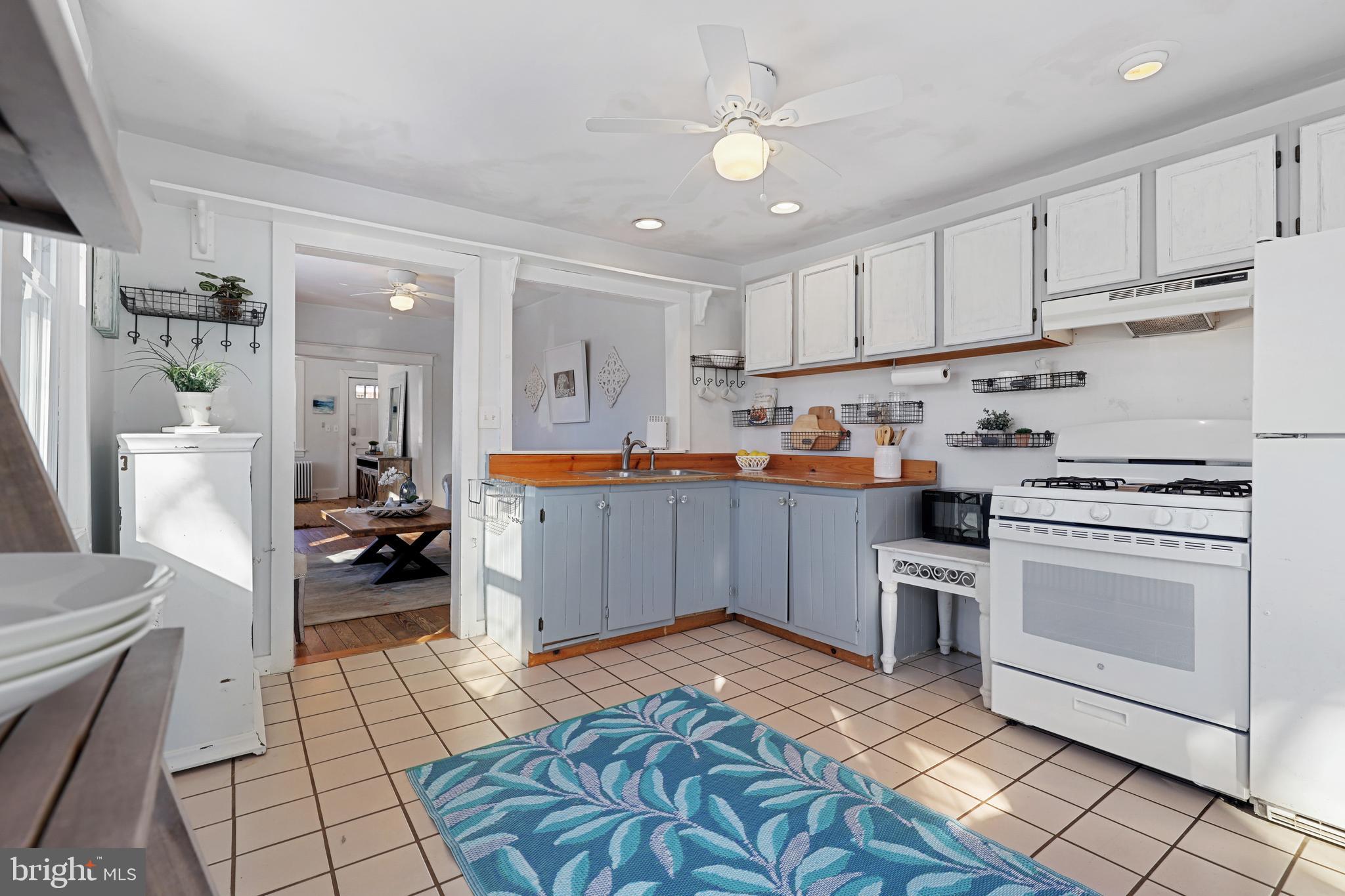 HOMEWOOD - Residential