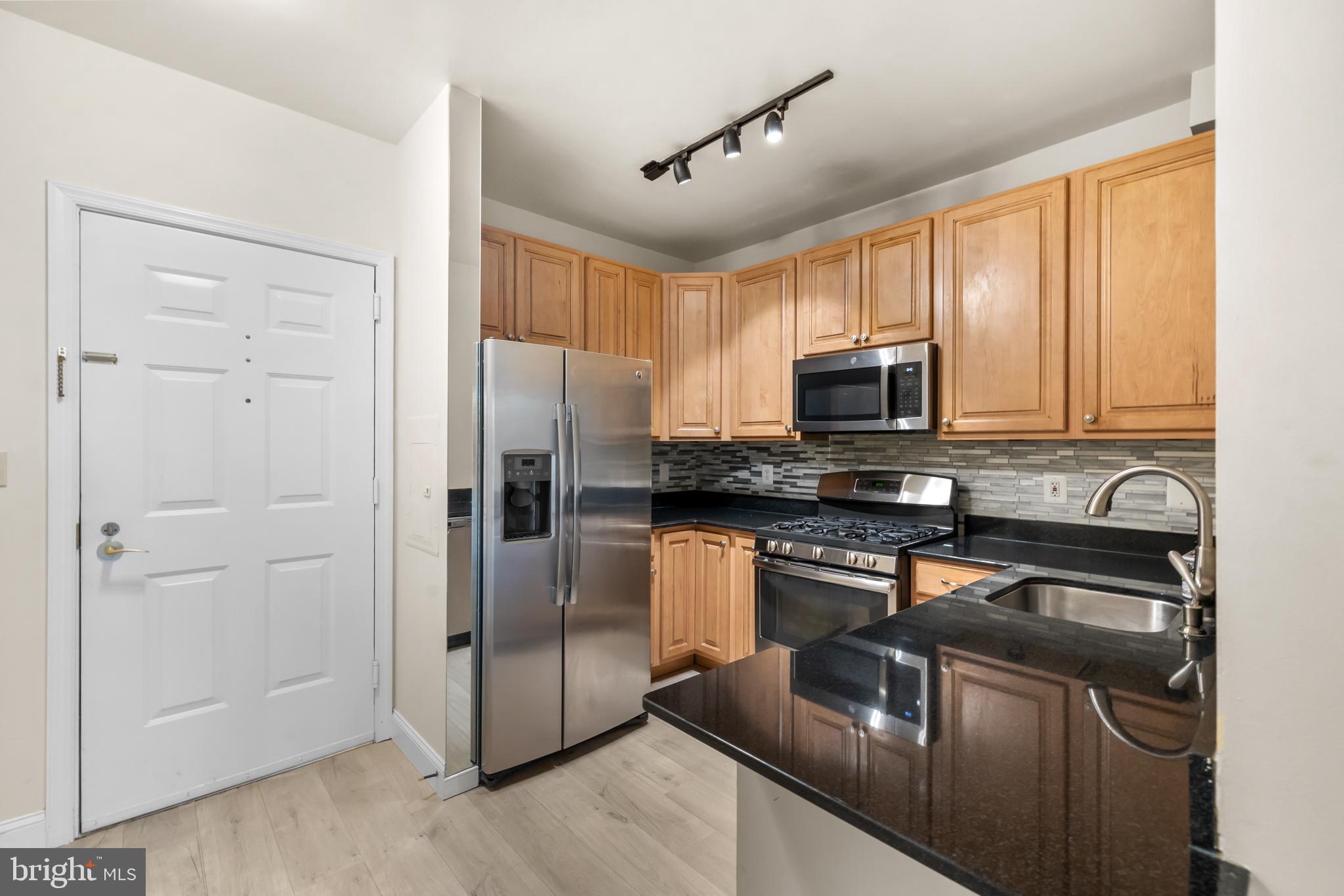 LILLIAN COURT AT TYSONS - Residential