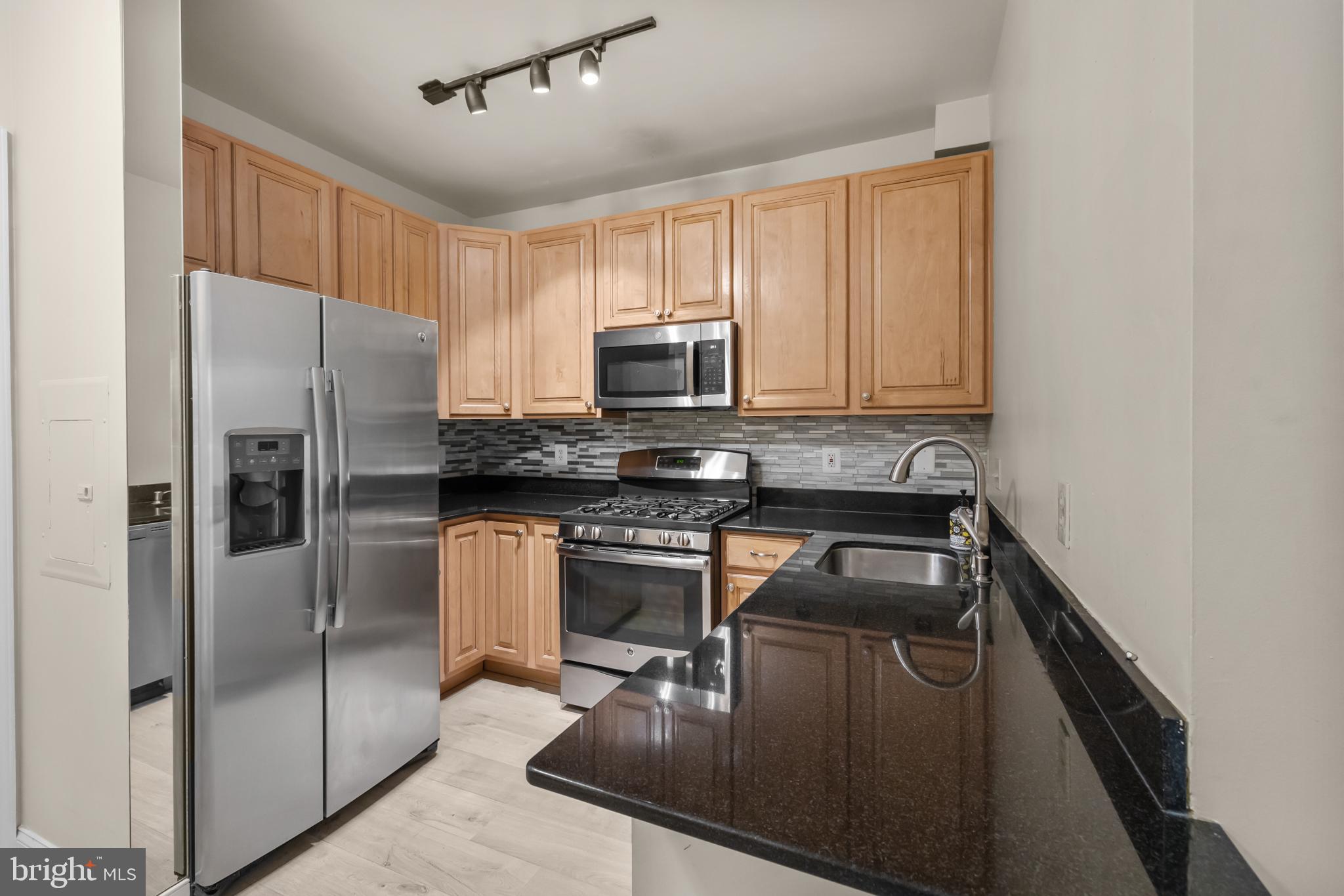LILLIAN COURT AT TYSONS - Residential