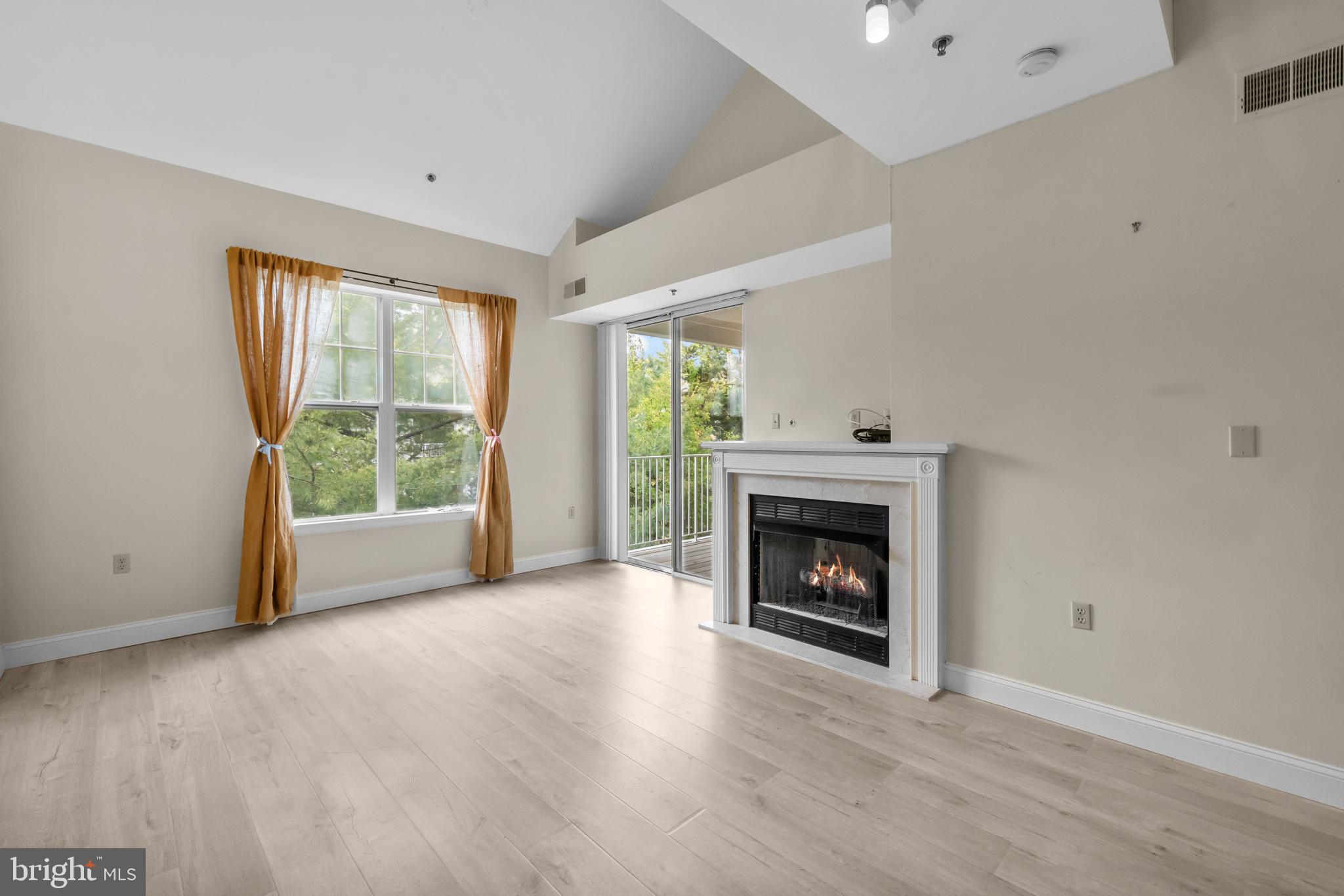 LILLIAN COURT AT TYSONS - Residential