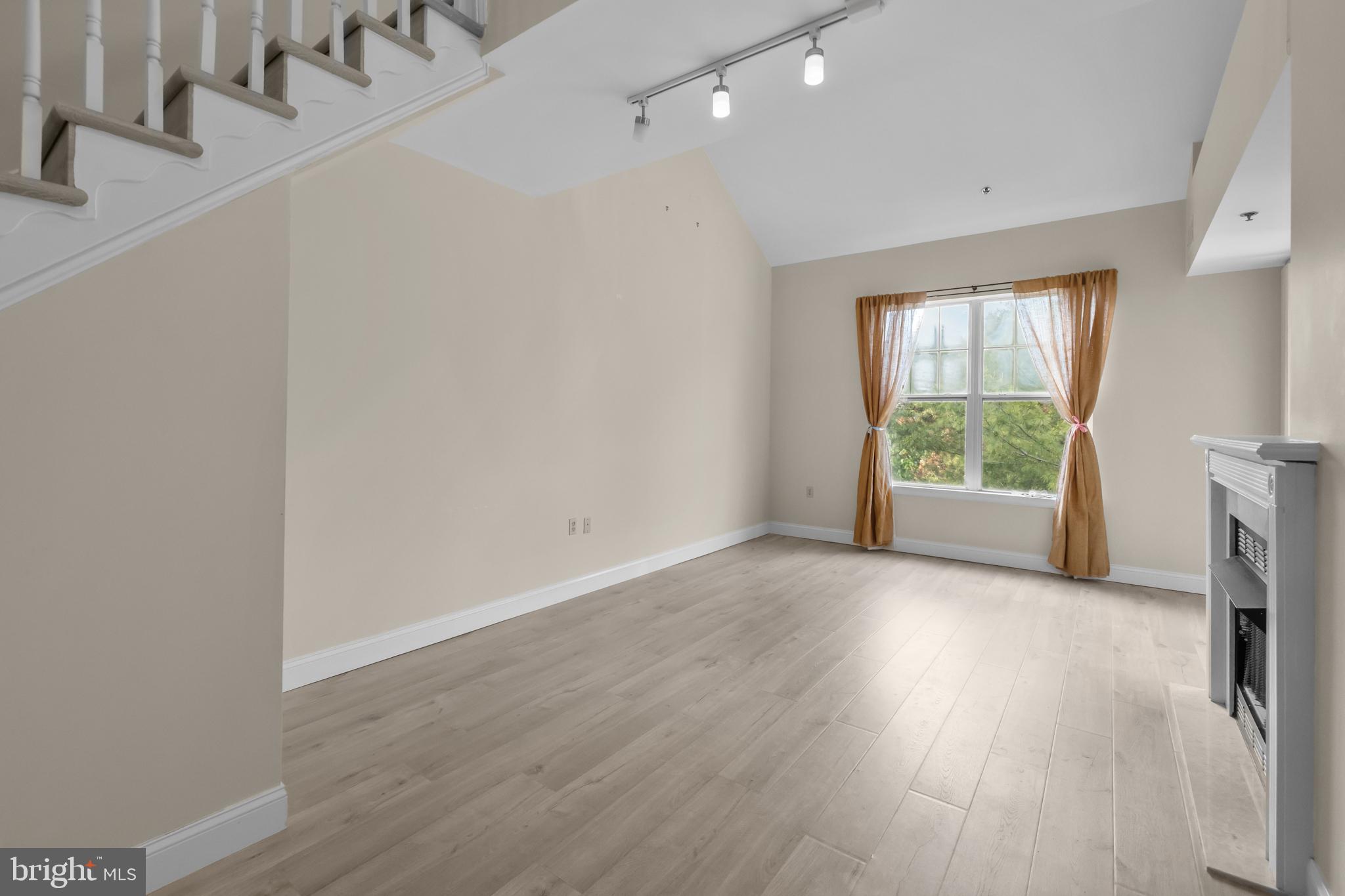 LILLIAN COURT AT TYSONS - Residential