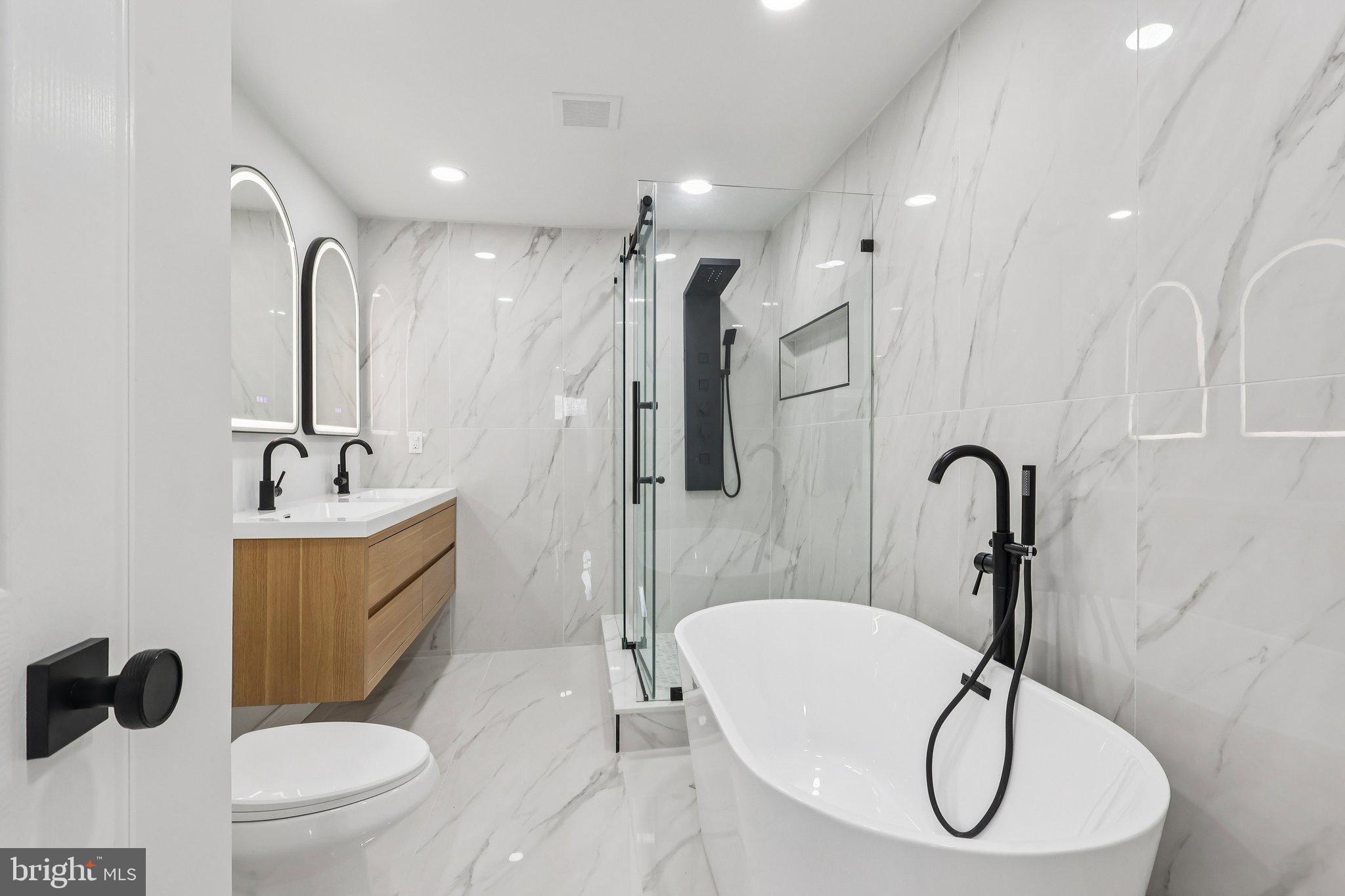 OLDE KENSINGTON - Residential