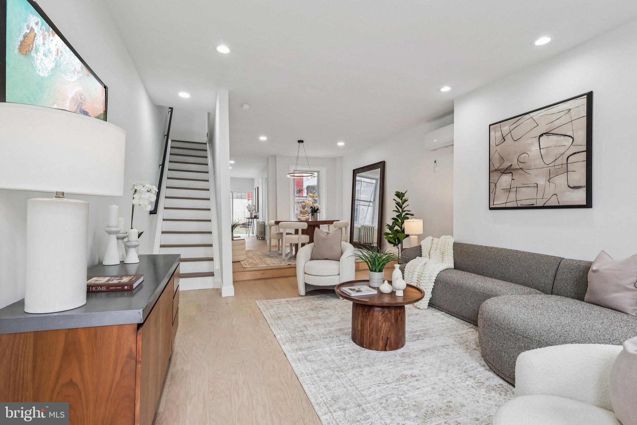 OLDE KENSINGTON - Residential