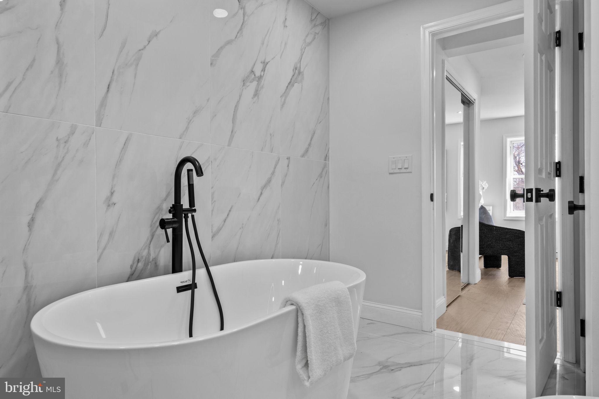 OLDE KENSINGTON - Residential