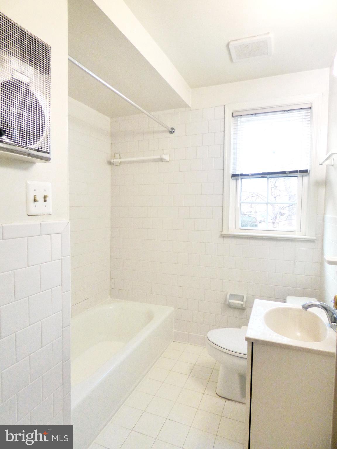 BELLE VIEW CONDOMINIUMS - Residential Lease