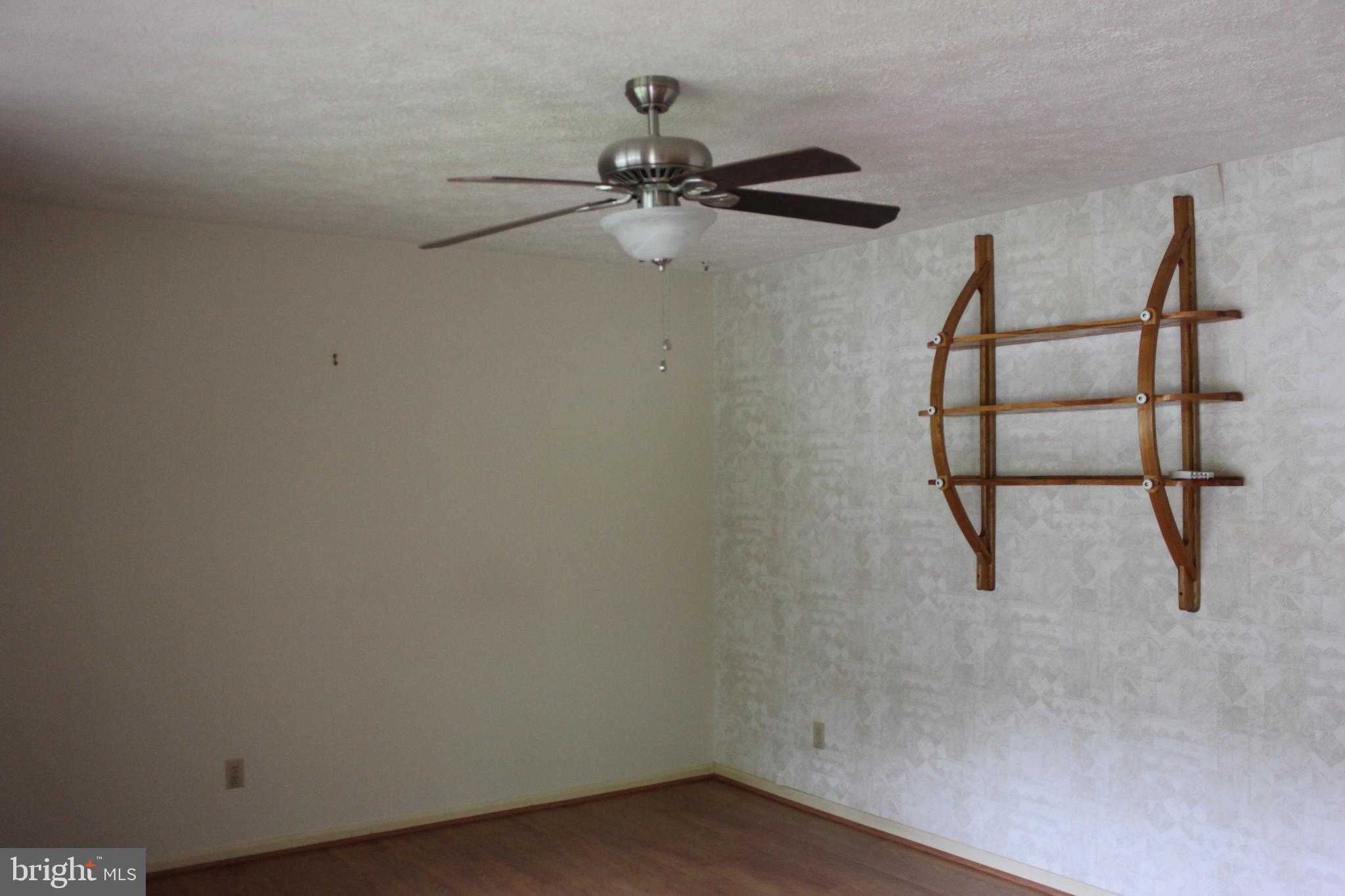 FRIENDLY PINES - Residential